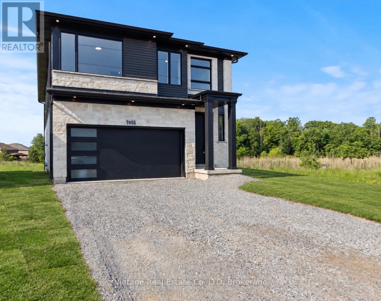 7455 MAJESTIC TRAIL, Niagara Falls, Ontario
