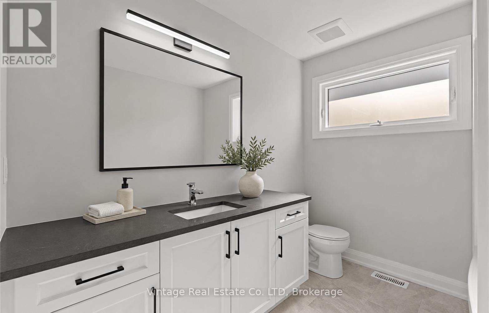 7455 Majestic Trail, Niagara Falls, Ontario  L2H 3V9 - Photo 14 - X13843912