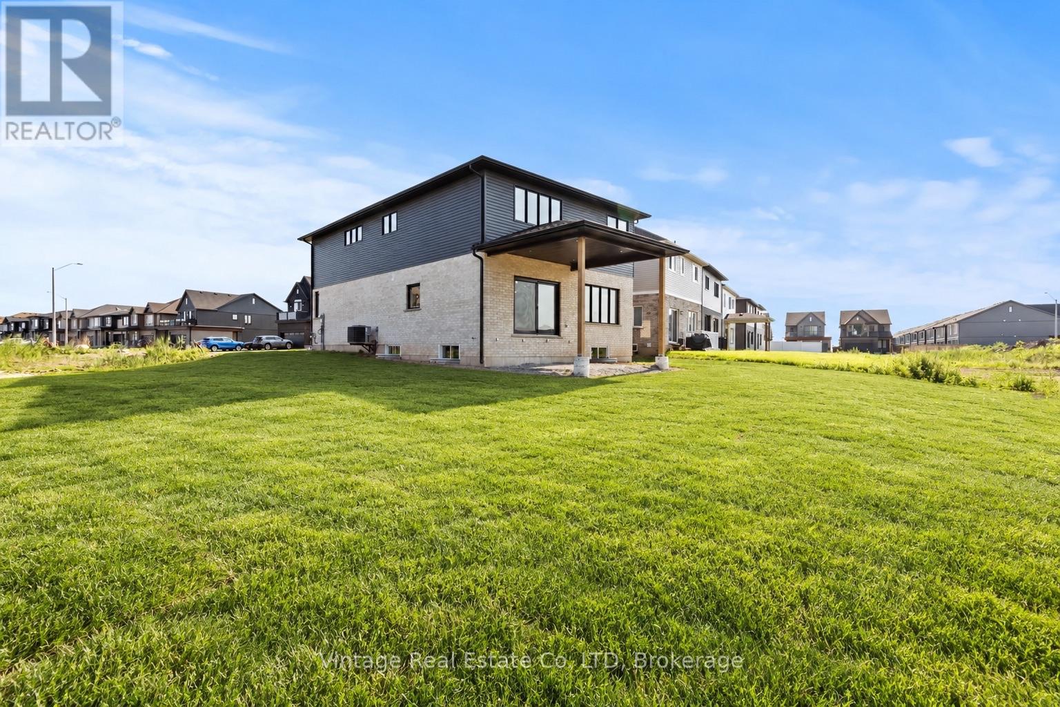 7455 Majestic Trail, Niagara Falls, Ontario  L2H 3V9 - Photo 24 - X13843912