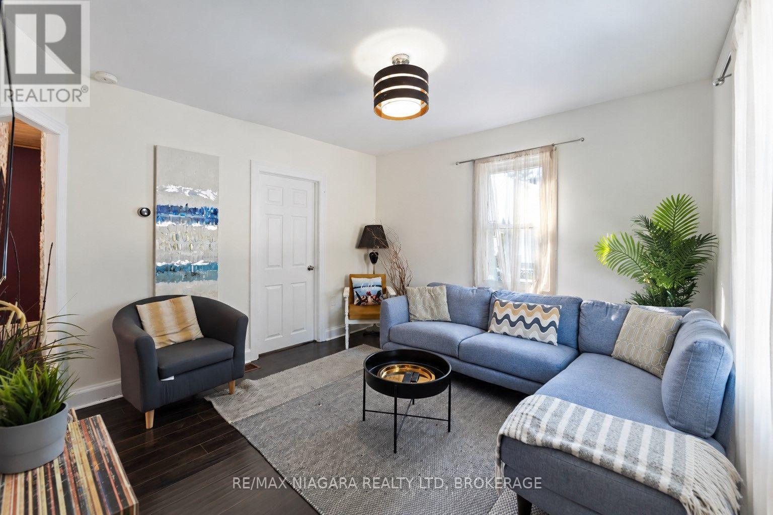 1459 Niagara Stone Road, Niagara-On-The-Lake, Ontario  L0S 1T0 - Photo 2 - X13844264