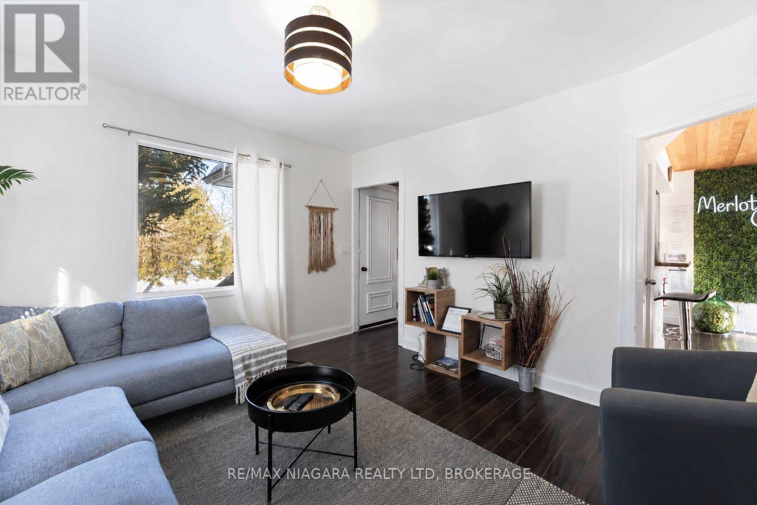 1459 Niagara Stone Road, Niagara-On-The-Lake, Ontario  L0S 1T0 - Photo 4 - X13844264