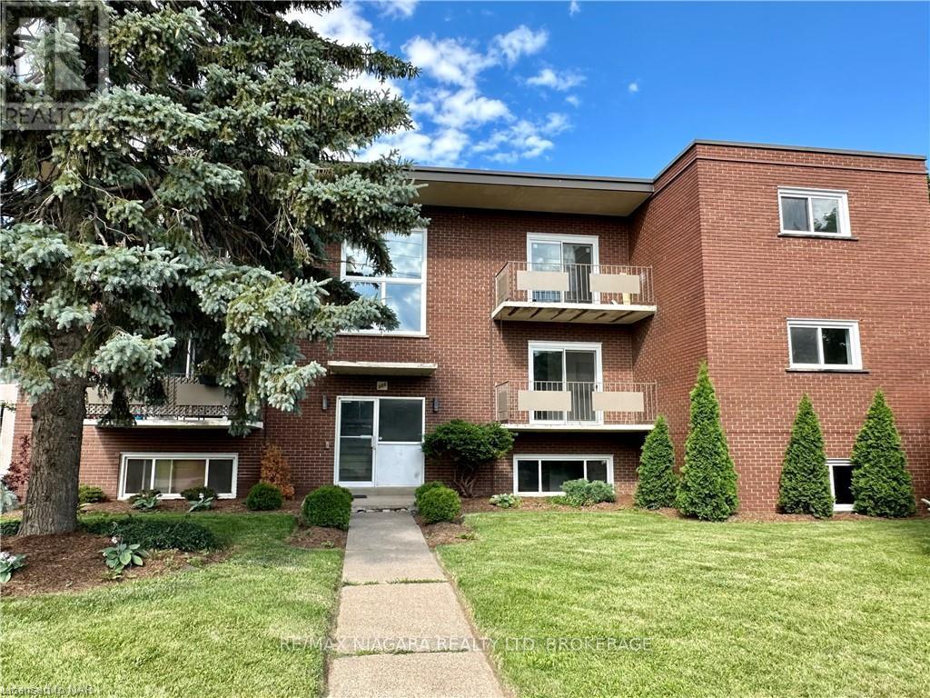 8 - 286 VINE STREET, St. Catharines, Ontario