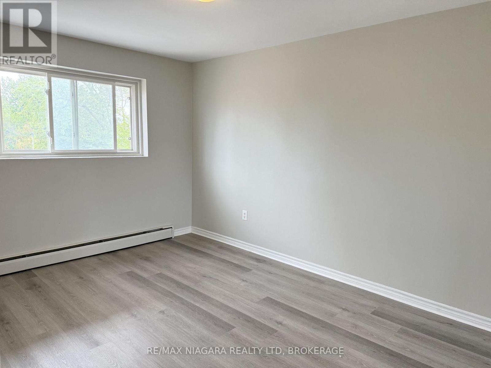 4 - 286 Vine Street, St. Catharines, Ontario  L2M 4T3 - Photo 29 - X13846032