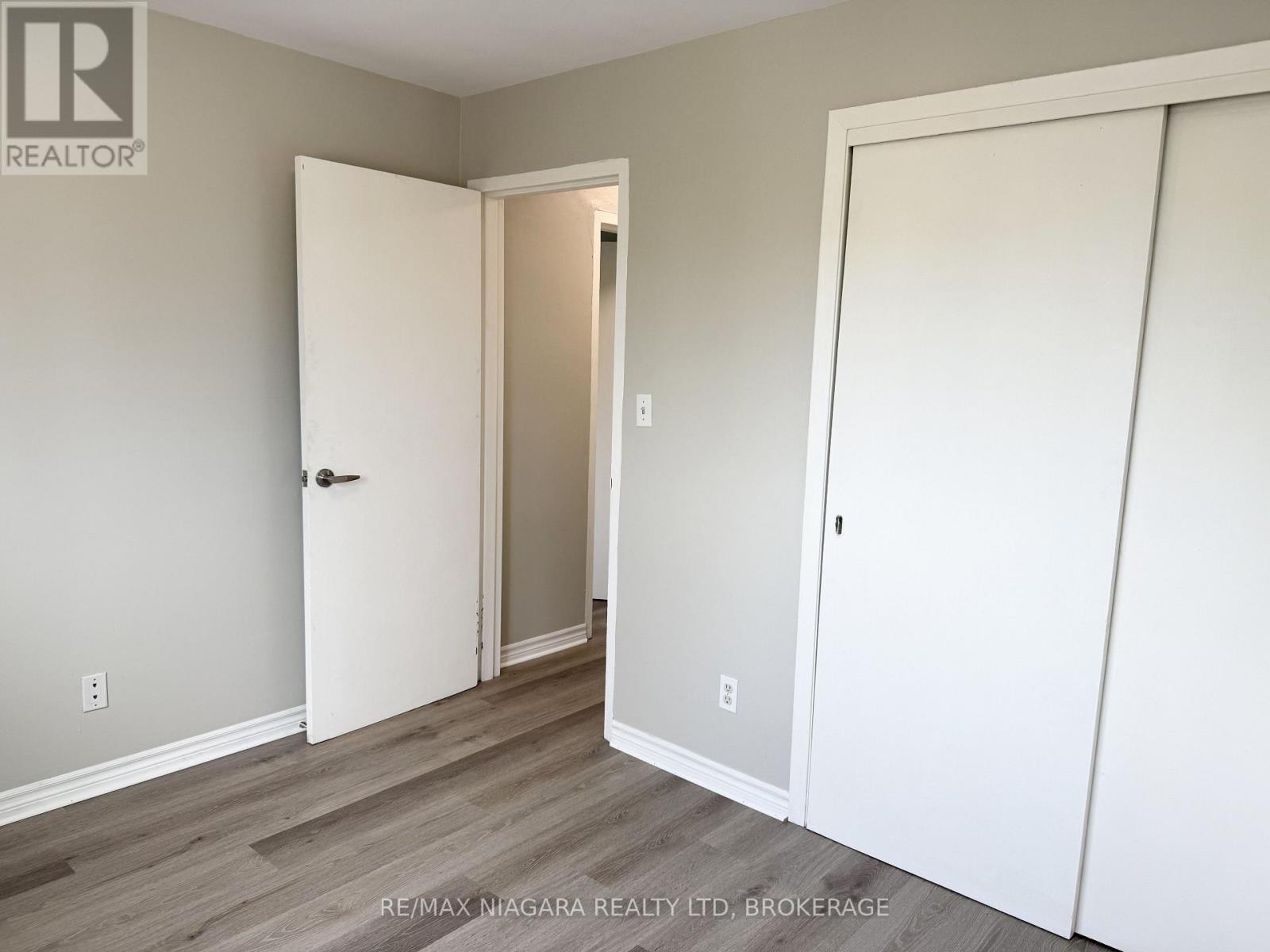 4 - 286 Vine Street, St. Catharines, Ontario  L2M 4T3 - Photo 34 - X13846032