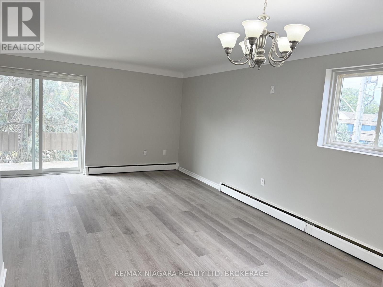 4 - 286 Vine Street, St. Catharines, Ontario  L2M 4T3 - Photo 37 - X13846032