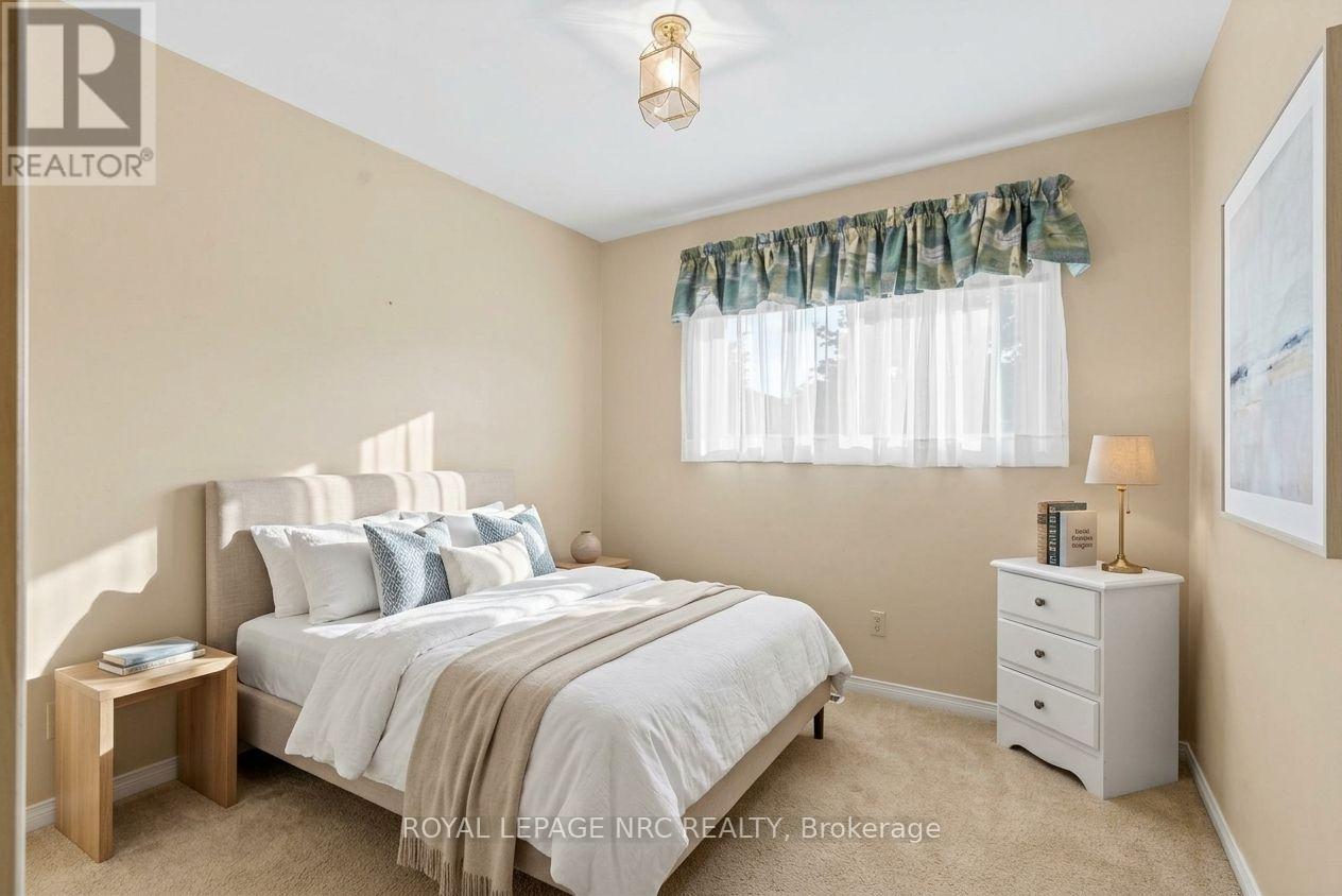 13 Hardwood Grove, St. Catharines, Ontario  L2P 1K3 - Photo 19 - X13846836