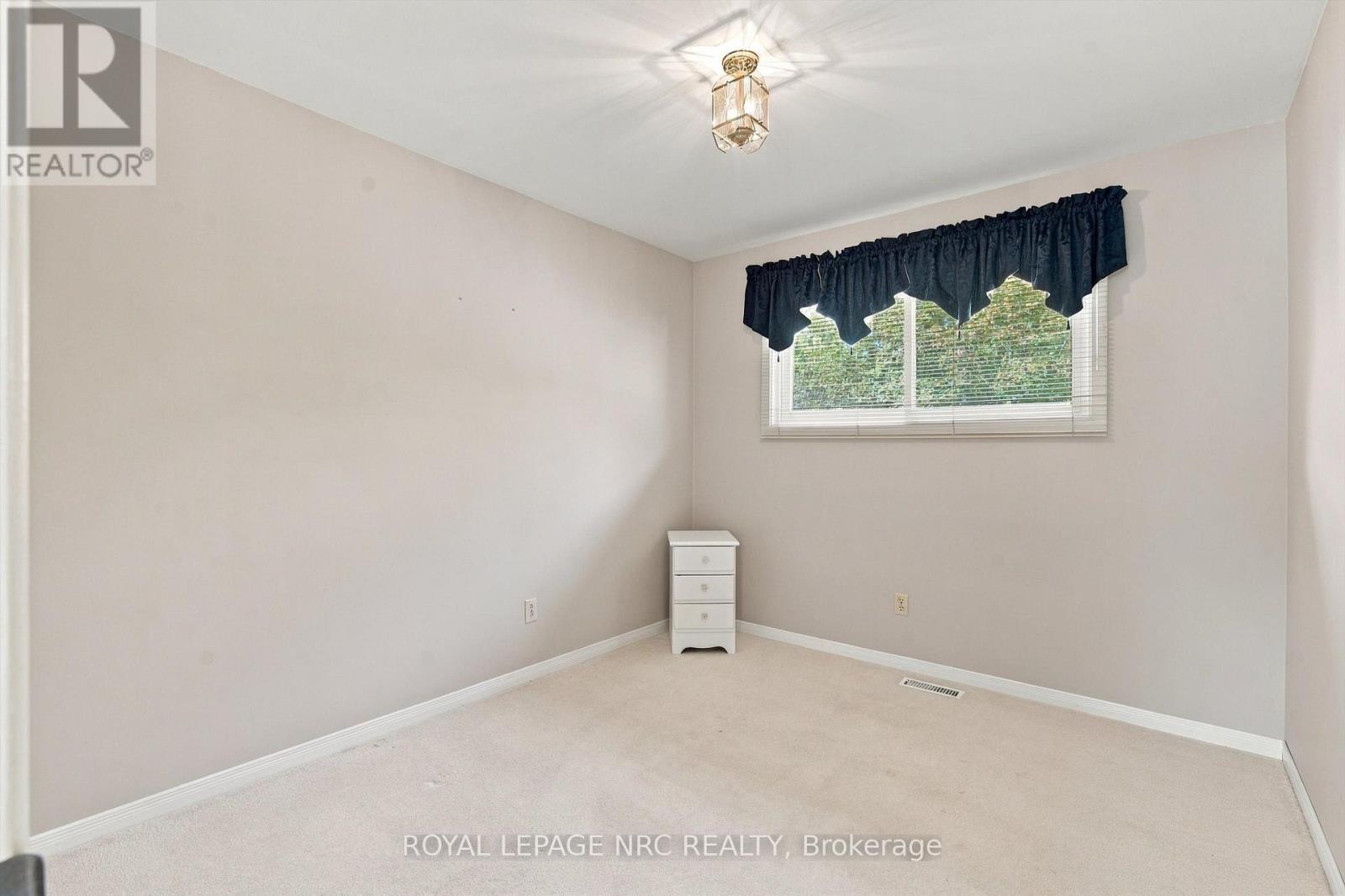 13 Hardwood Grove, St. Catharines, Ontario  L2P 1K3 - Photo 23 - X13846836