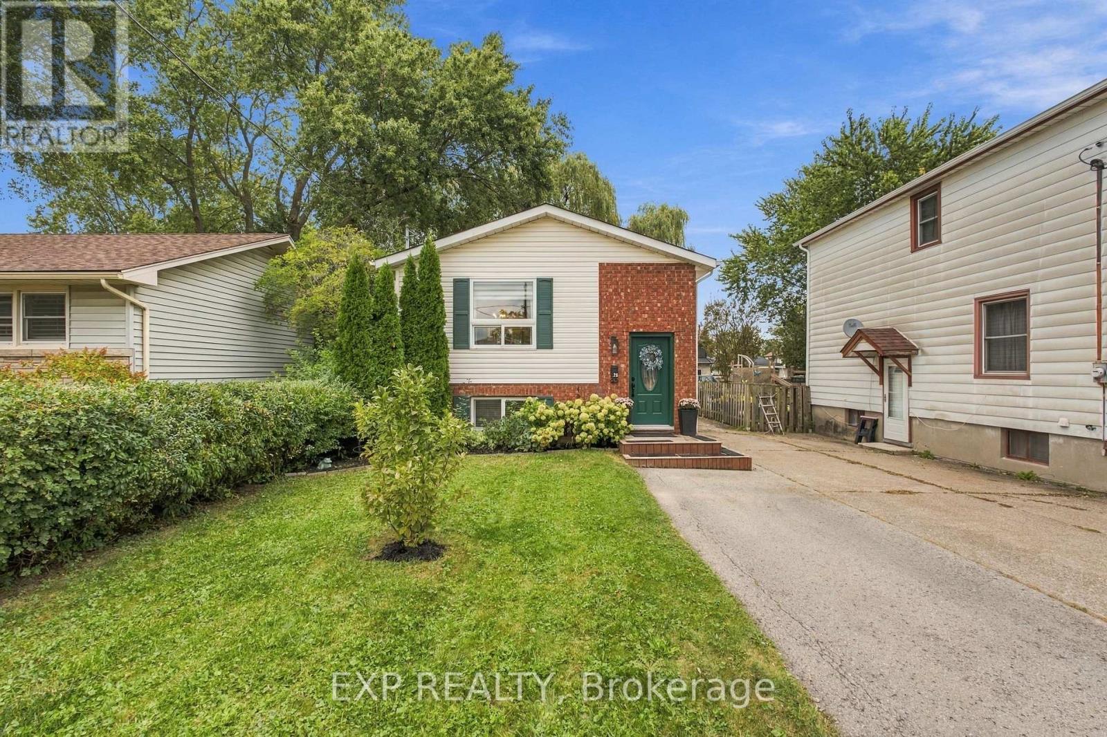 28 MAITLAND STREET, Thorold, Ontario