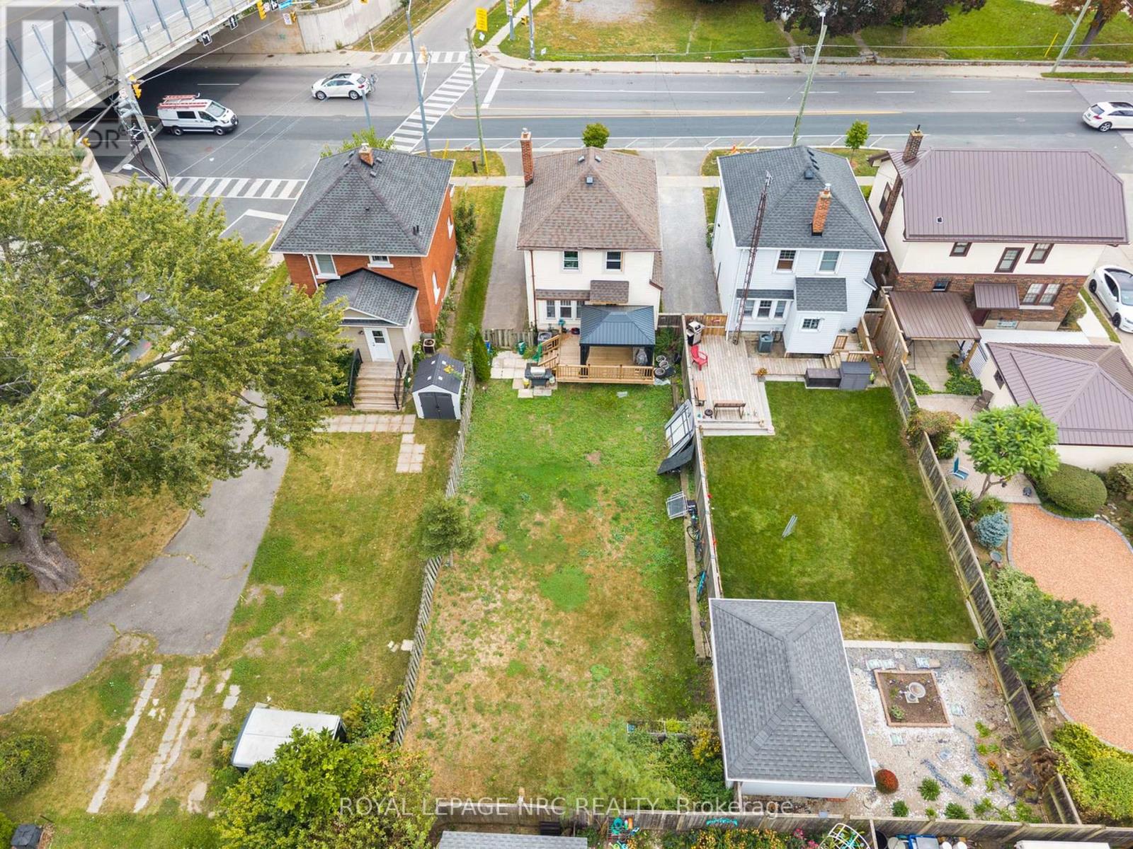 243 Geneva Street, St. Catharines, Ontario  L2R 4R2 - Photo 33 - X13846972