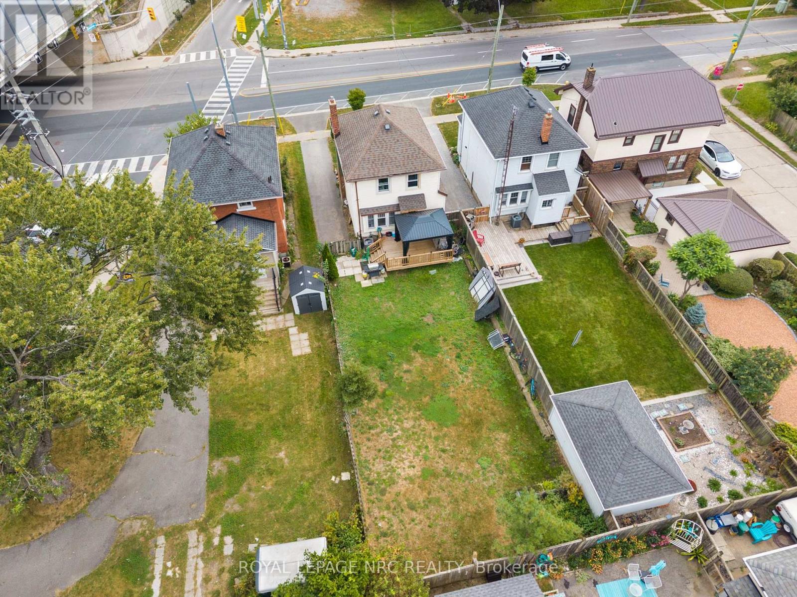 243 Geneva Street, St. Catharines, Ontario  L2R 4R2 - Photo 35 - X13846972
