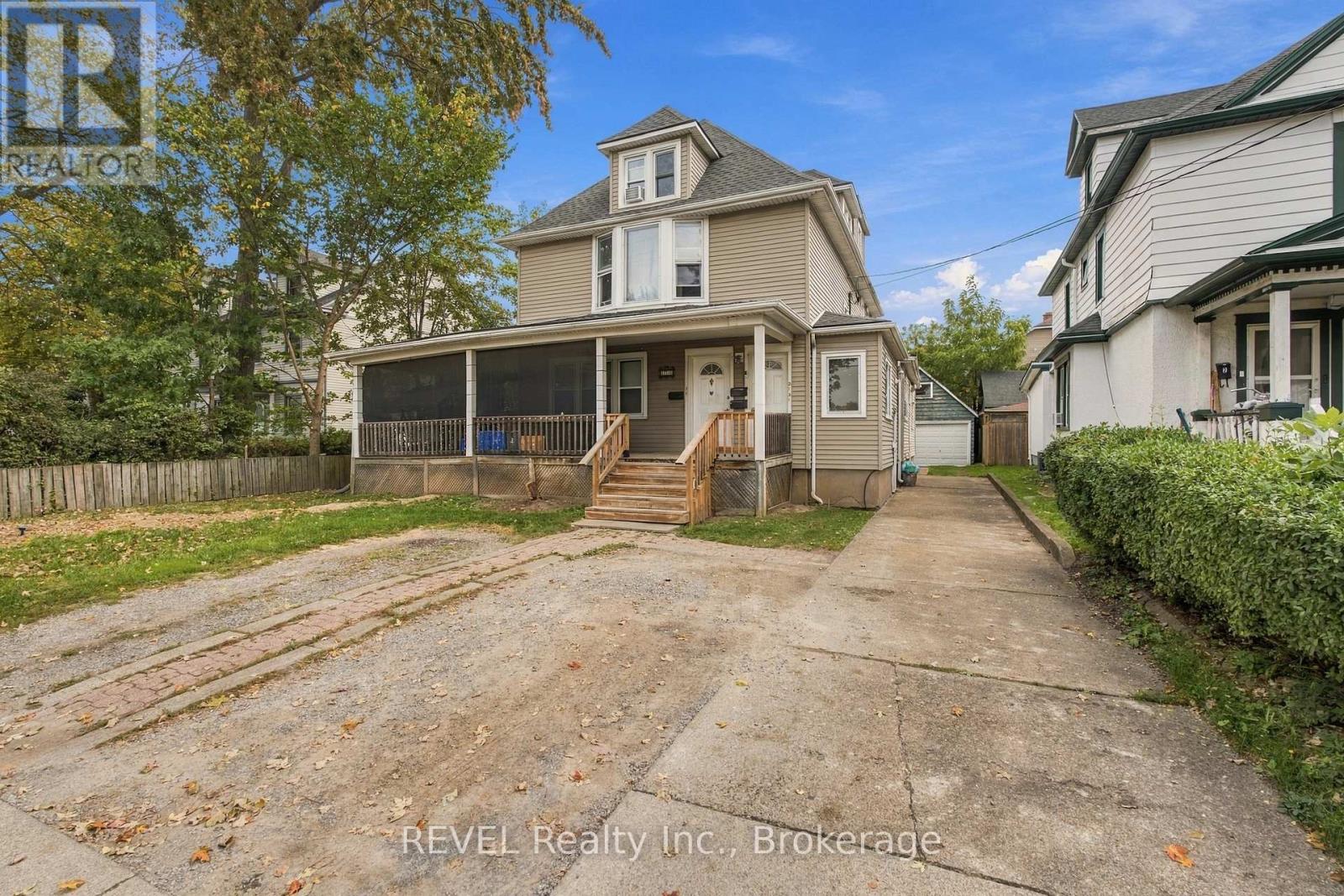 132 Hellems Avenue, Welland, Ontario  L3B 3B3 - Photo 2 - X13847016