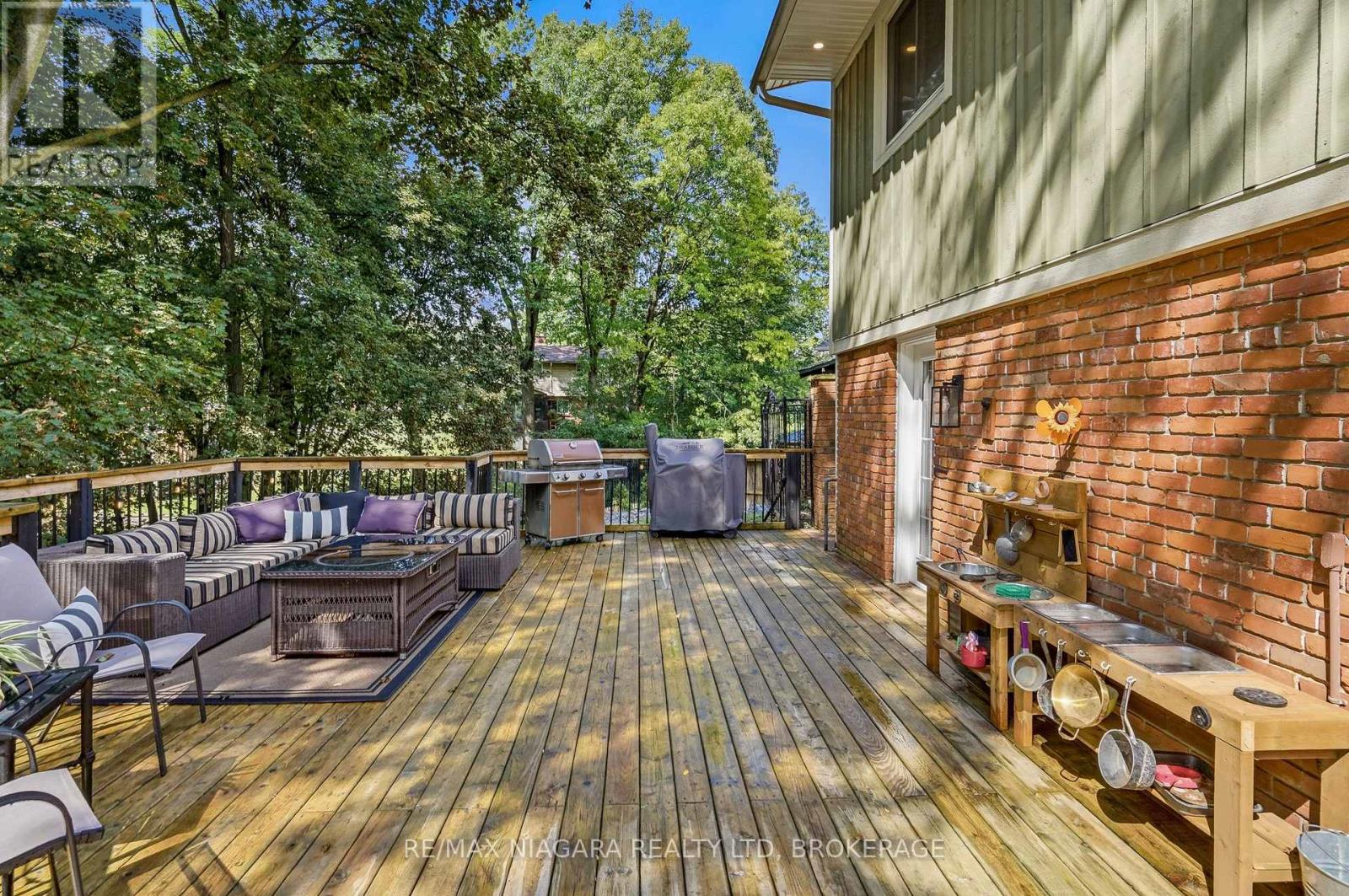 25 Berkhout Terrace, Pelham, Ontario  L0S 1E2 - Photo 36 - X13847166
