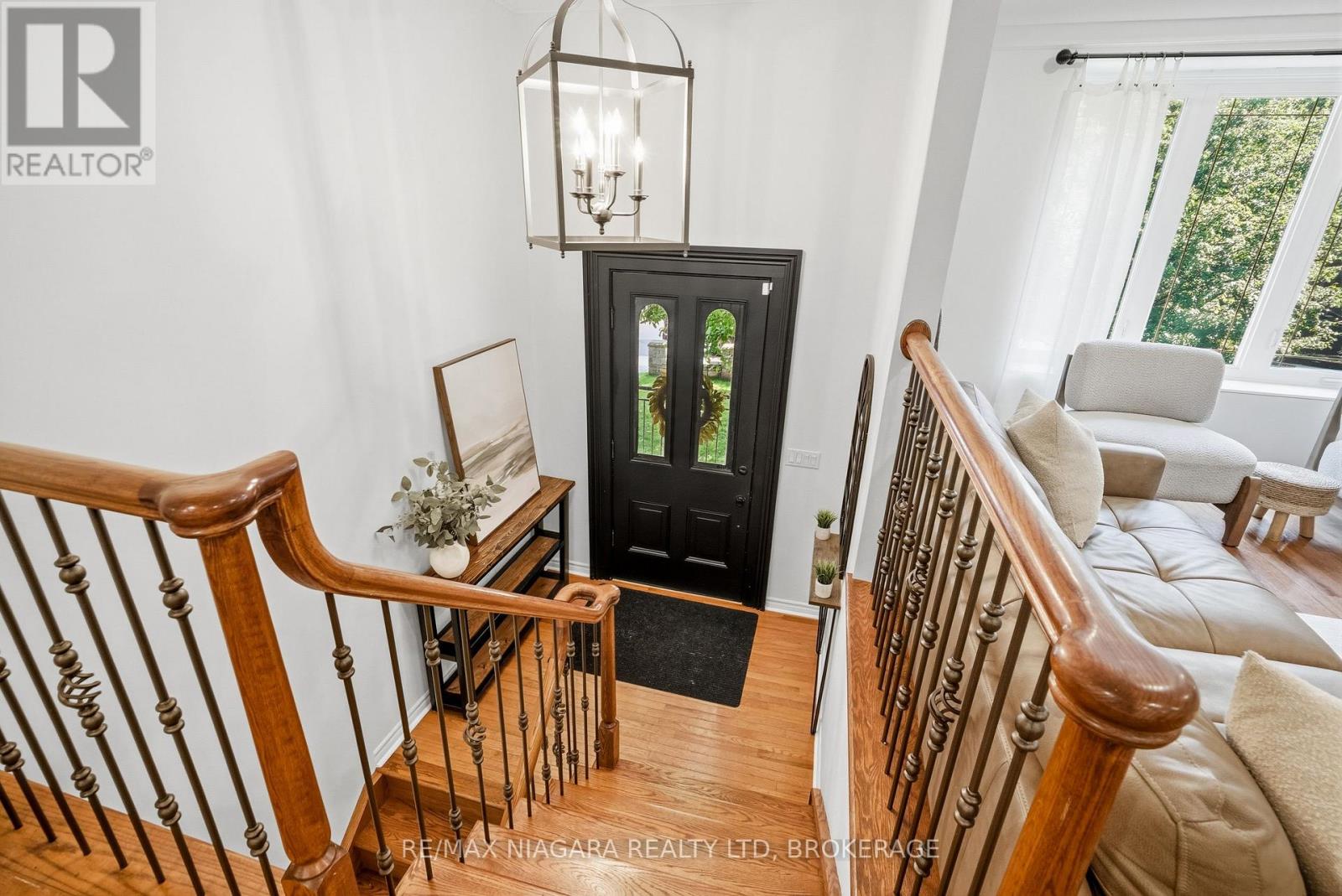 25 Berkhout Terrace, Pelham, Ontario  L0S 1E2 - Photo 6 - X13847166