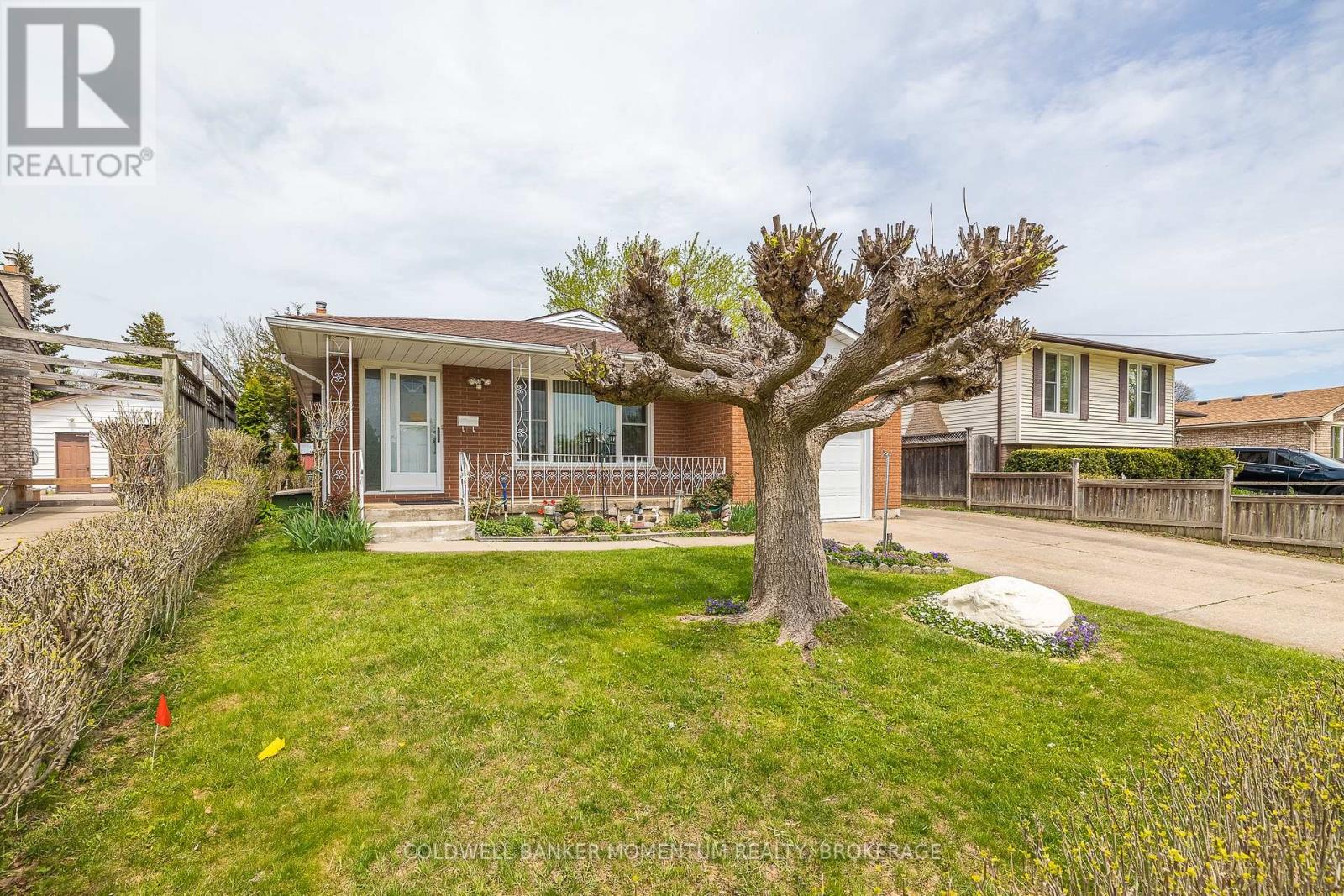 4177 Brookdale Drive, Niagara Falls, Ontario  L2H 2A9 - Photo 3 - X13847366