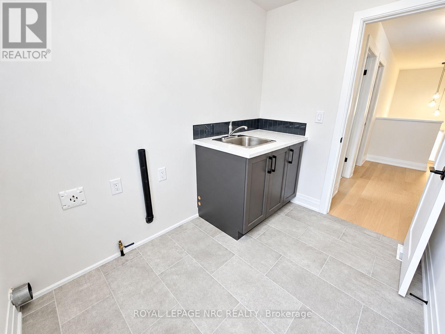 4705 Lee Avenue, Niagara Falls, Ontario  L2H 1M7 - Photo 27 - X13847608