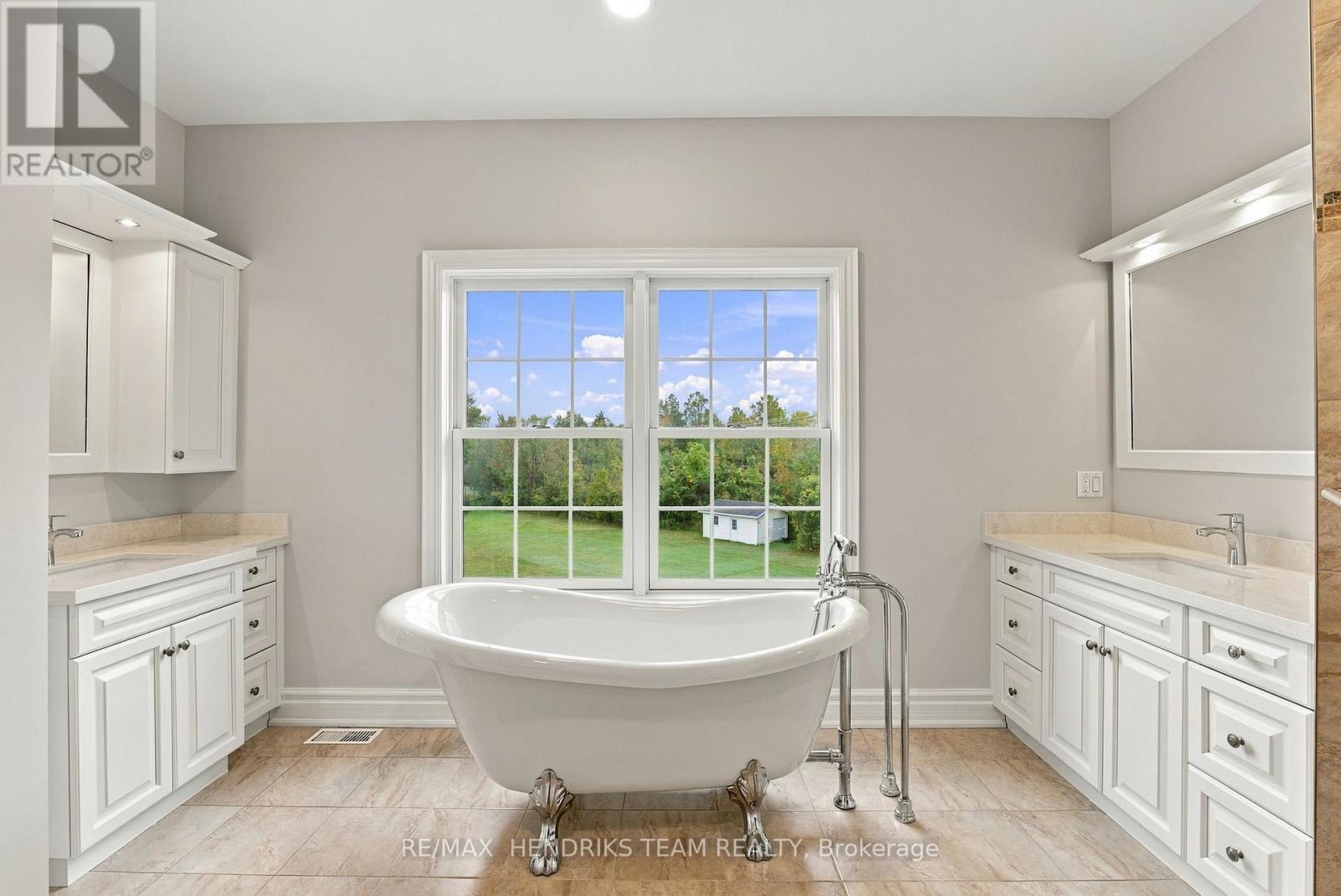 4069 Niagara River Parkway, Fort Erie, Ontario  L0S 1S0 - Photo 29 - X13848754