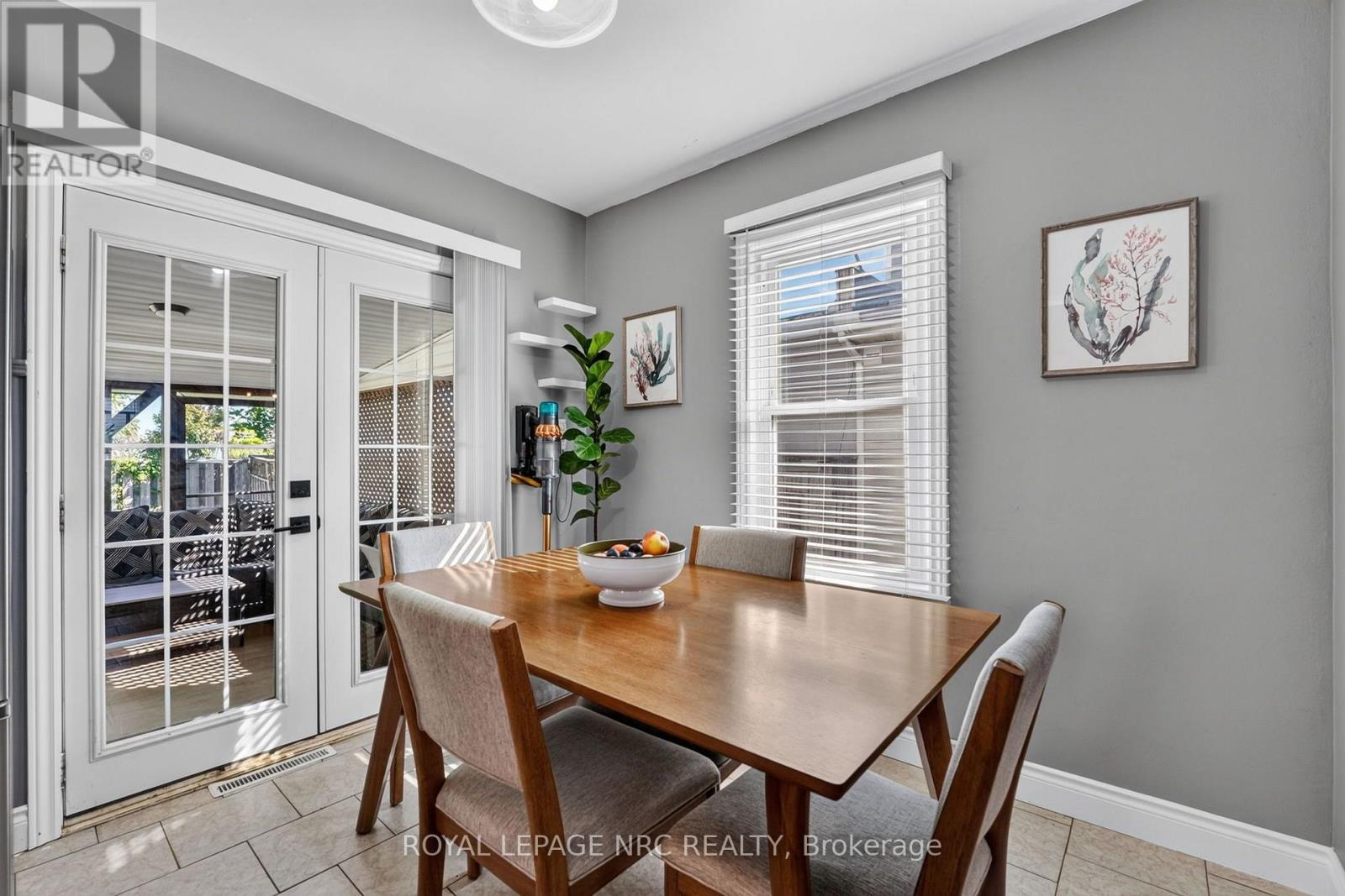 26 Lyndon Street W, Thorold, Ontario  L2V 3J7 - Photo 8 - X13848846