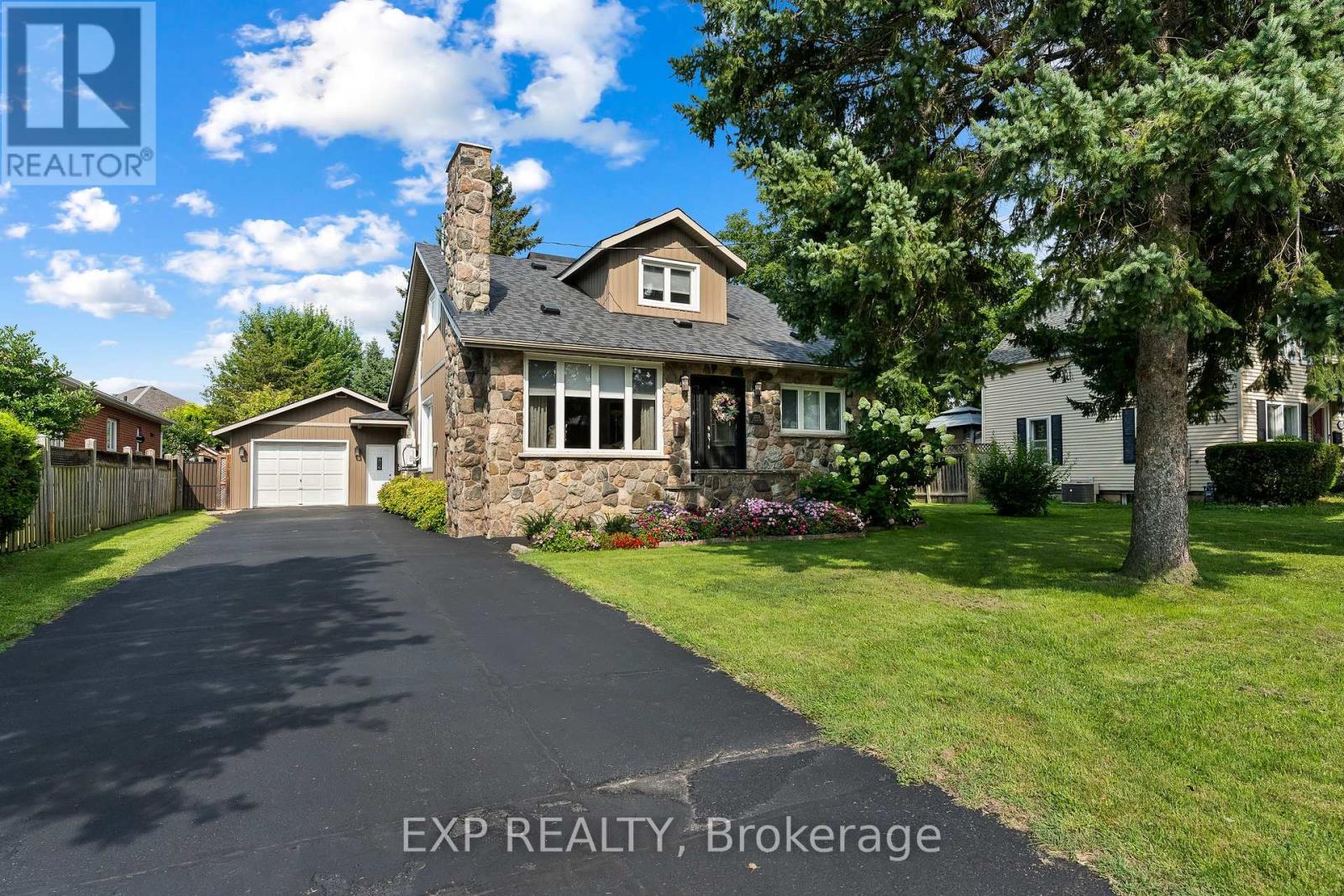 2753 ST PAUL AVENUE, Niagara Falls, Ontario
