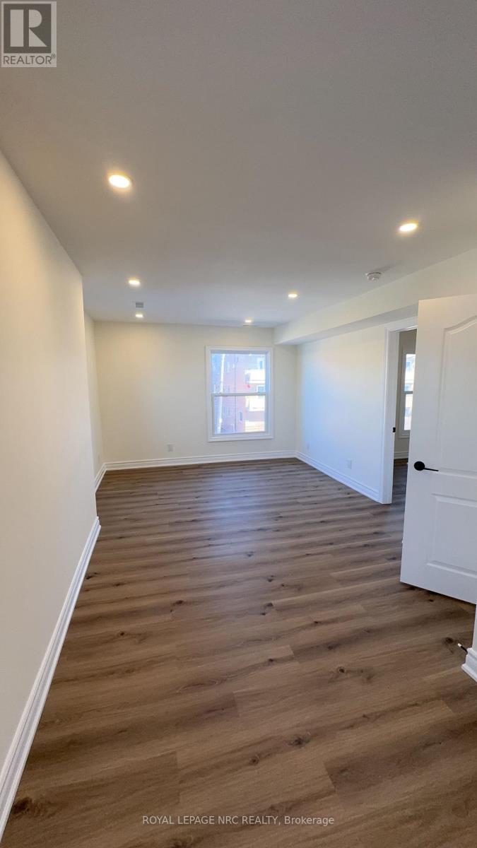 4677 Crysler Avenue, Niagara Falls, Ontario  L2E 3V7 - Photo 28 - X13851428