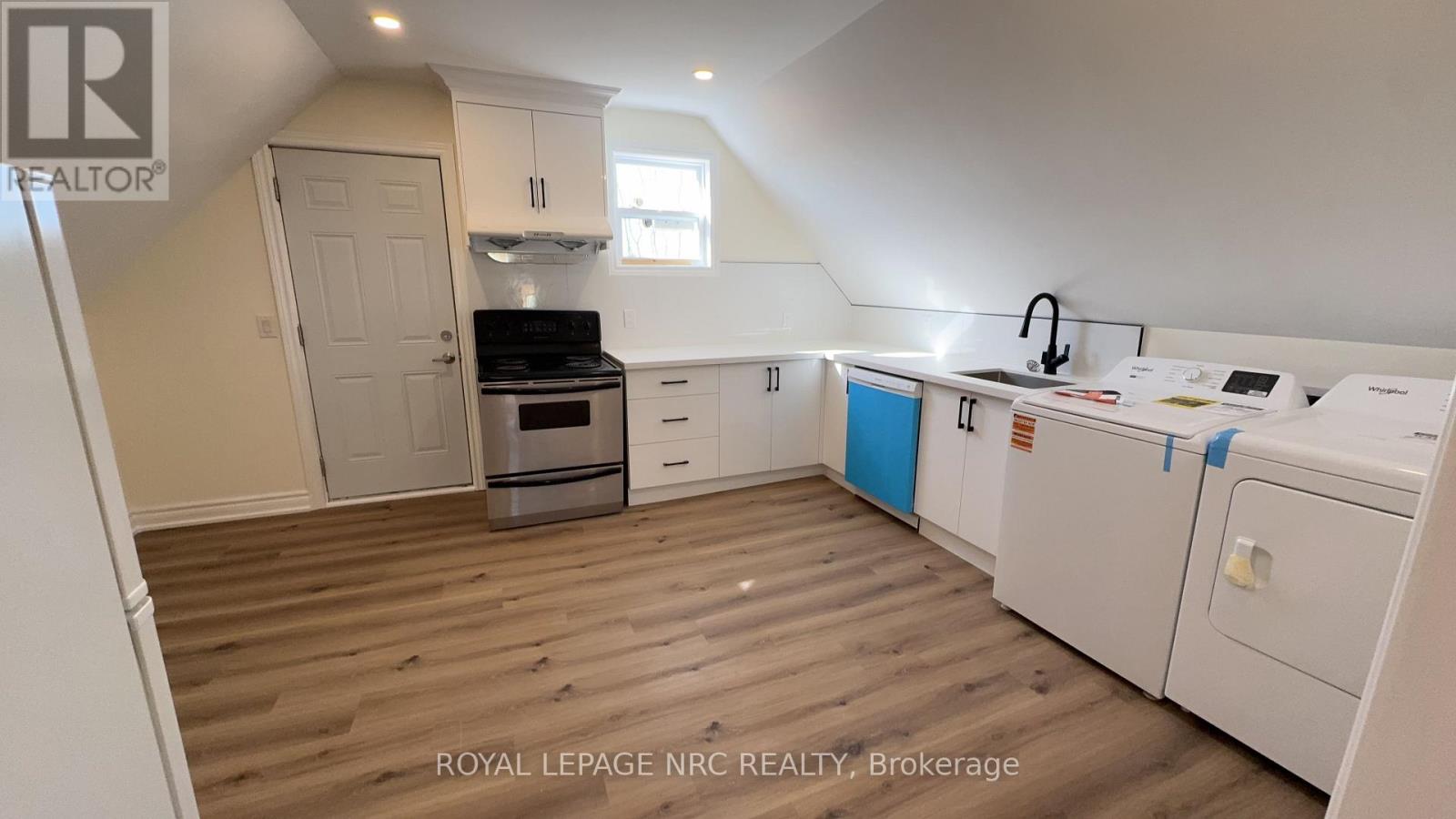 4677 Crysler Avenue, Niagara Falls, Ontario  L2E 3V7 - Photo 35 - X13851428