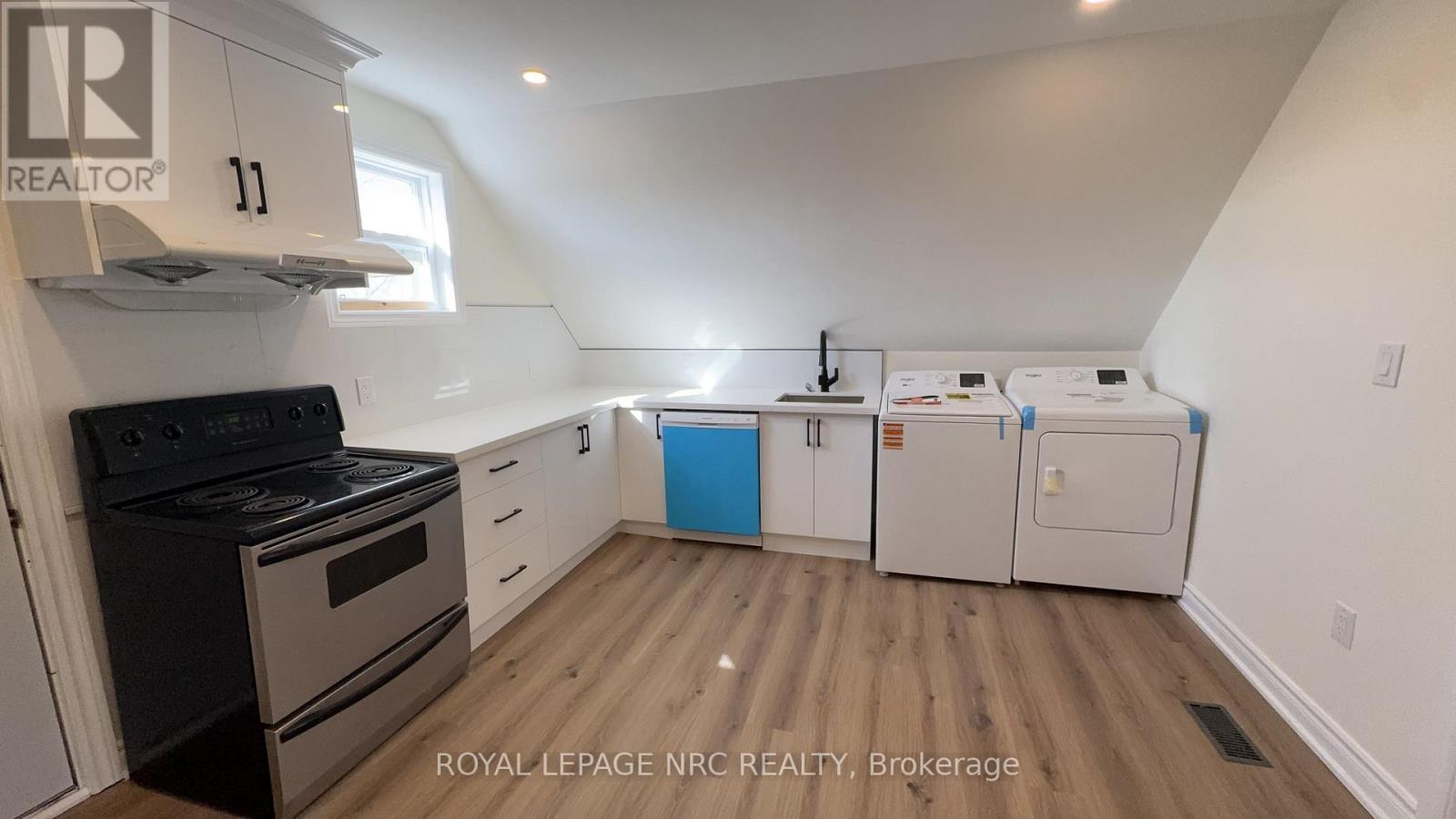 4677 Crysler Avenue, Niagara Falls, Ontario  L2E 3V7 - Photo 36 - X13851428