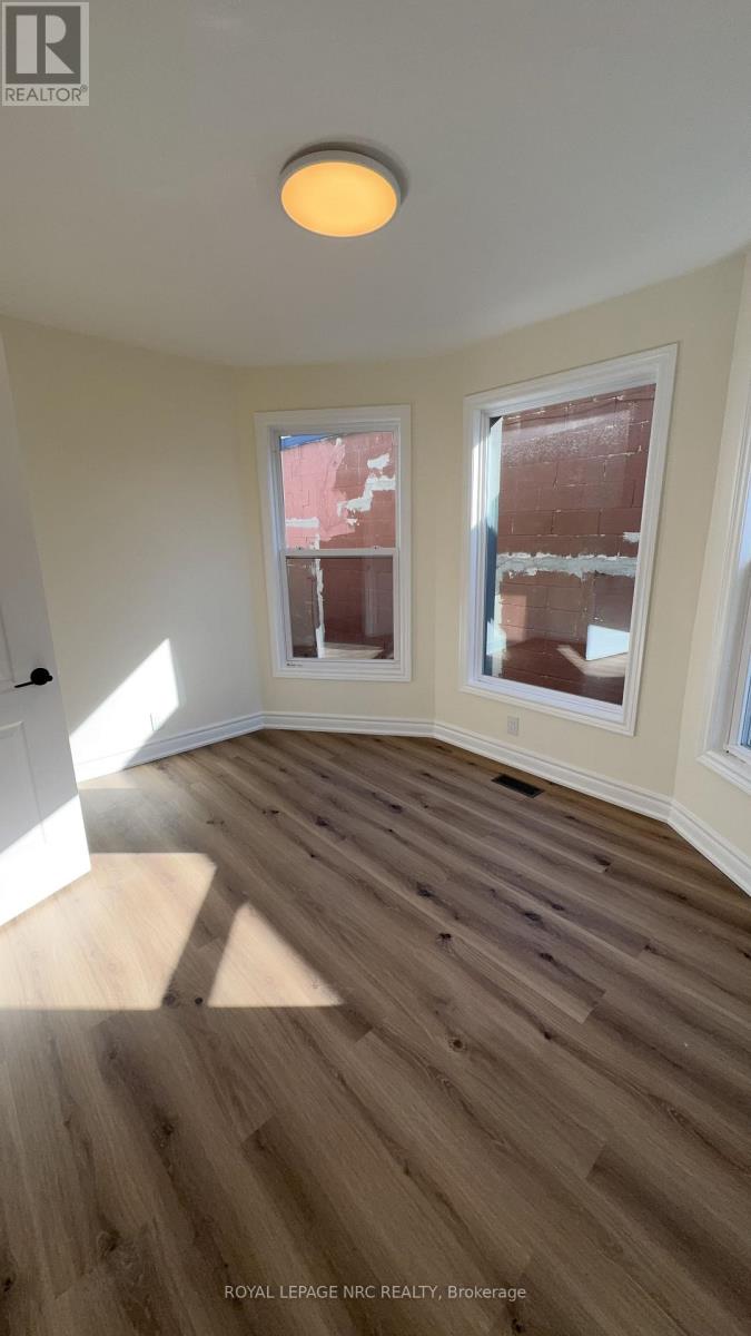 4677 Crysler Avenue, Niagara Falls, Ontario  L2E 3V7 - Photo 40 - X13851428