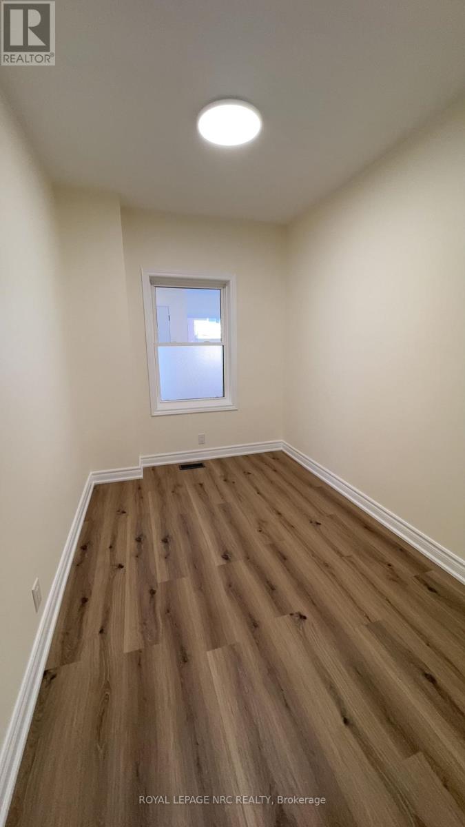 4677 Crysler Avenue, Niagara Falls, Ontario  L2E 3V7 - Photo 42 - X13851428