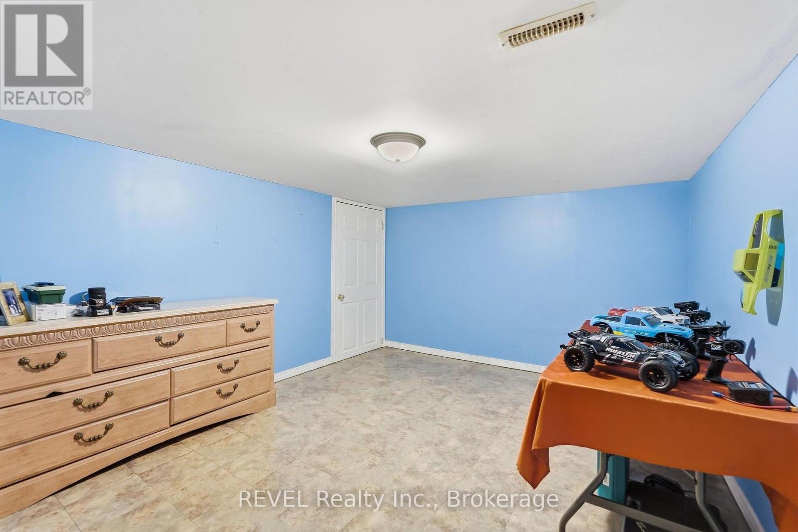 3 Ormond Street N, Thorold, Ontario  L2V 1Y6 - Photo 29 - X13851446