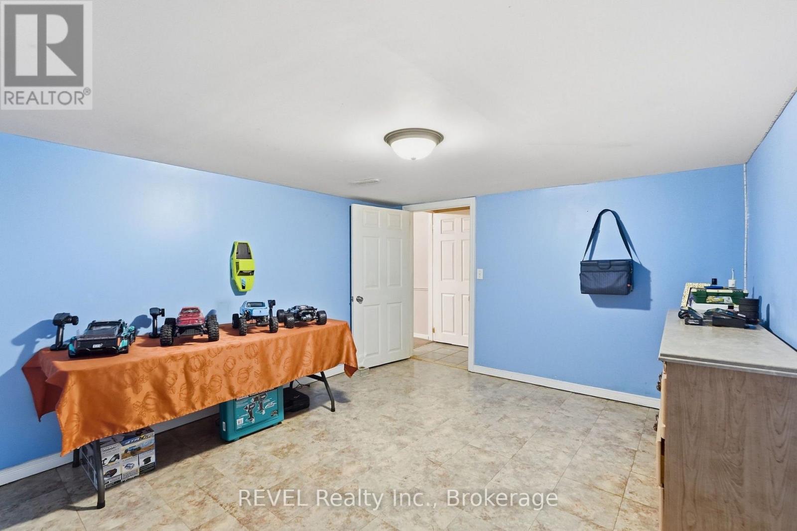 3 Ormond Street N, Thorold, Ontario  L2V 1Y6 - Photo 30 - X13851446