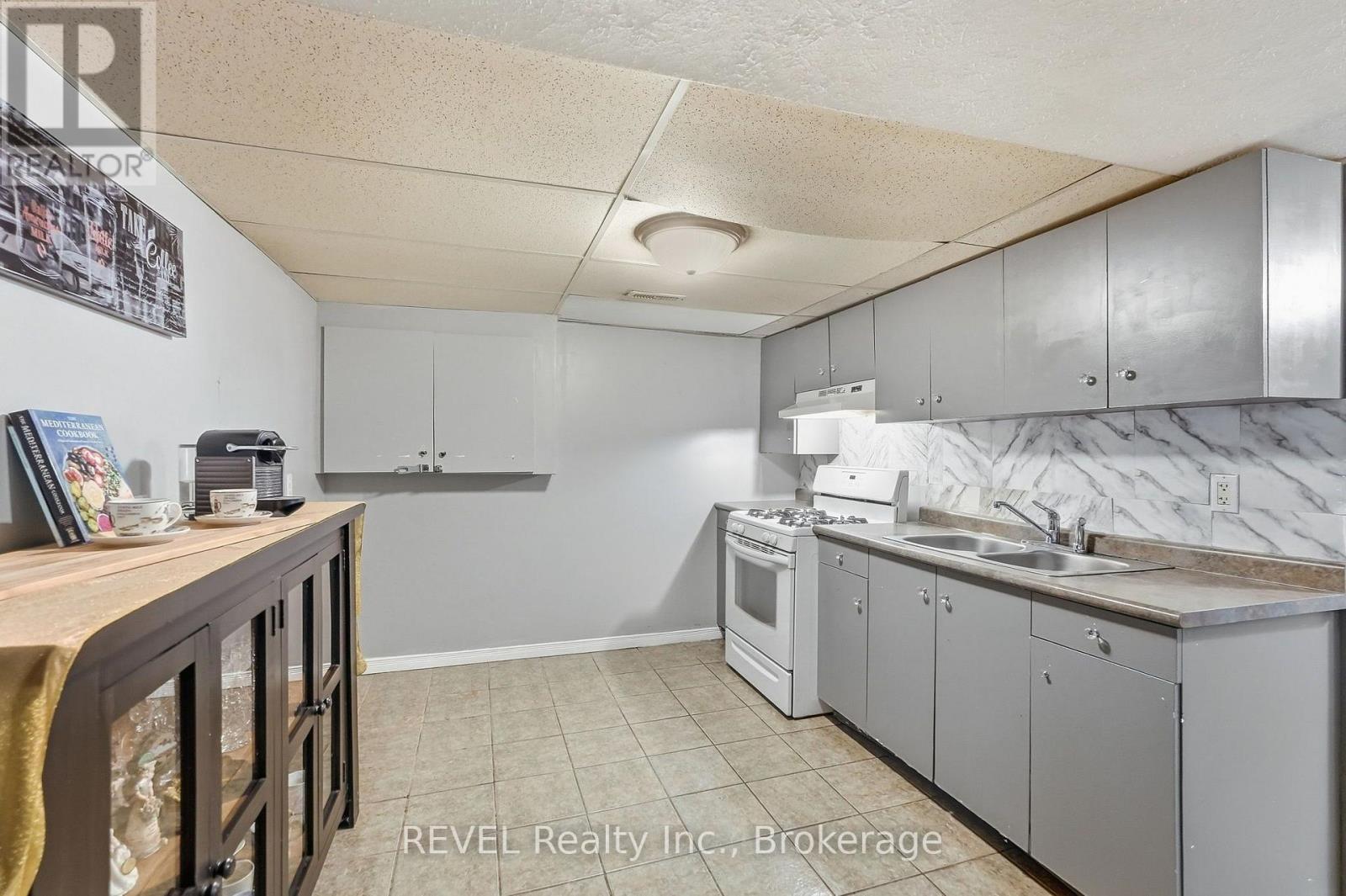 3 Ormond Street N, Thorold, Ontario  L2V 1Y6 - Photo 31 - X13851446