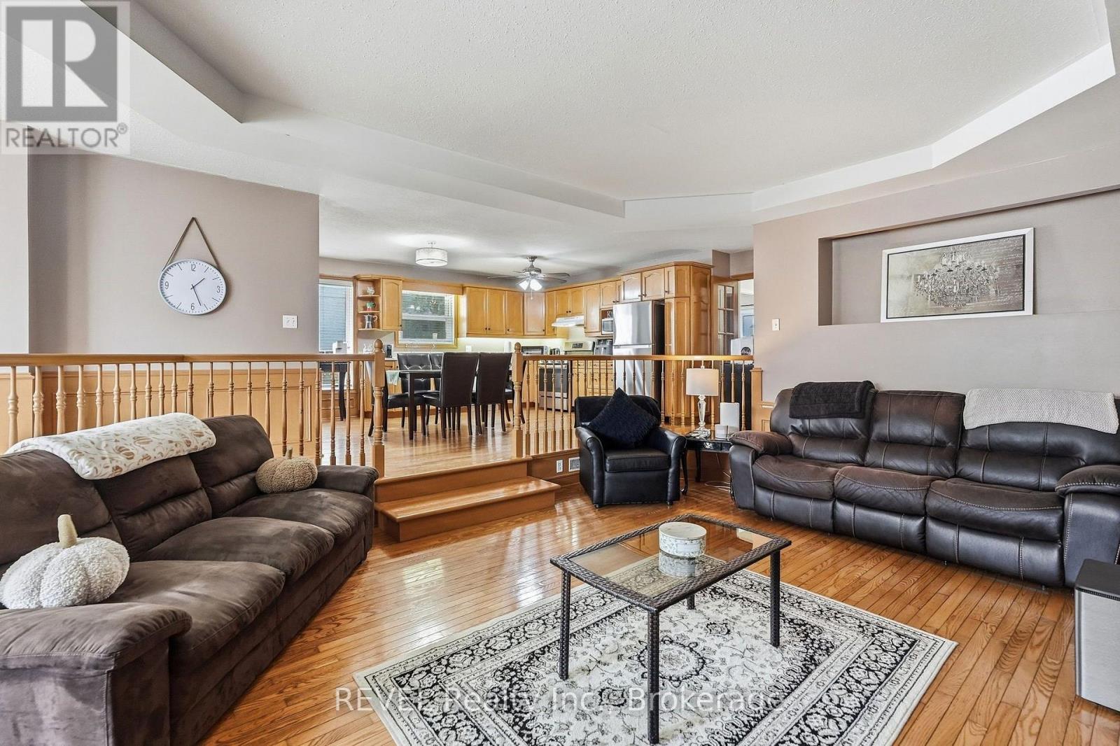 3 Ormond Street N, Thorold, Ontario  L2V 1Y6 - Photo 8 - X13851446