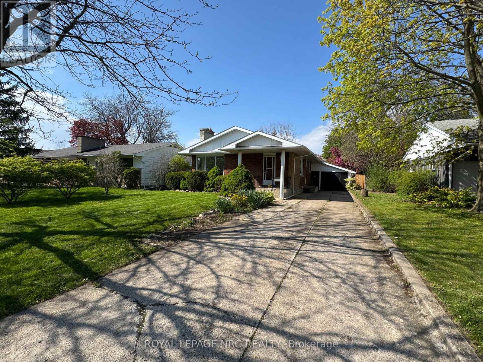 11 RICHARD STREET, St. Catharines, Ontario