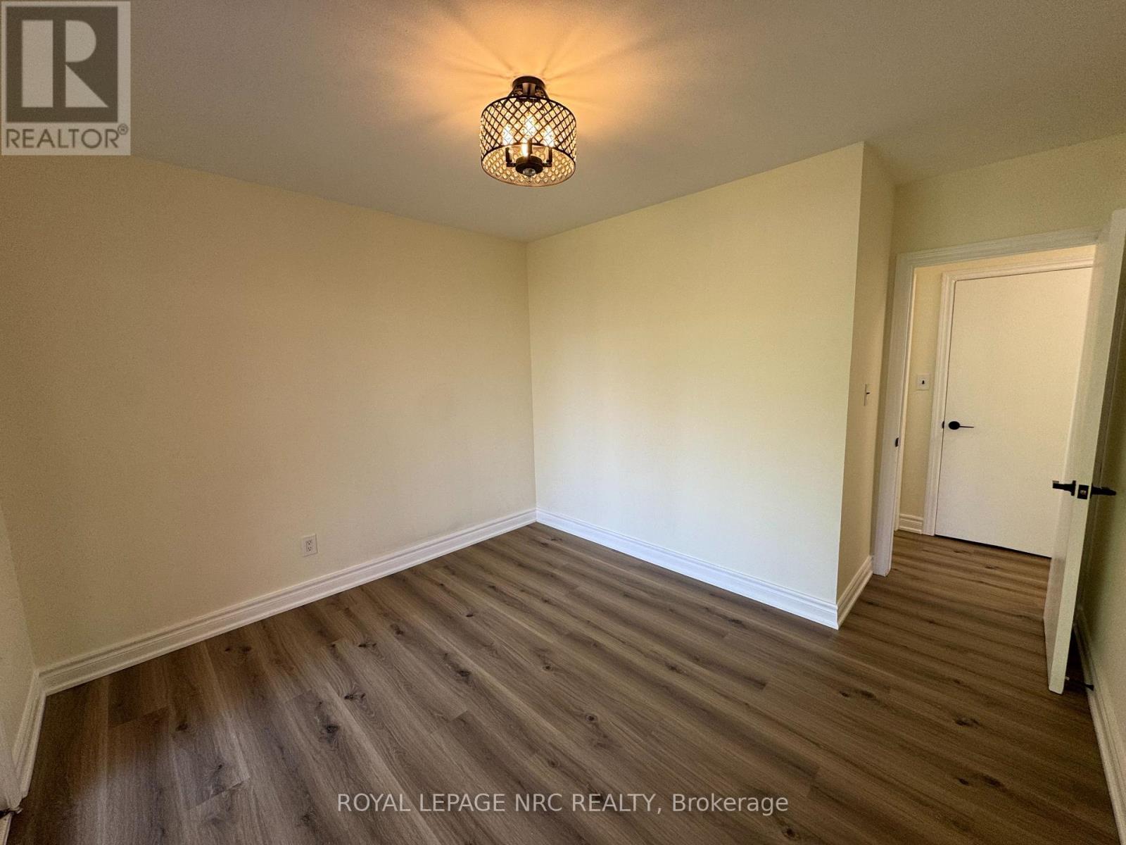 11 Richard Street, St. Catharines, Ontario  L2T 2E1 - Photo 10 - X13851690