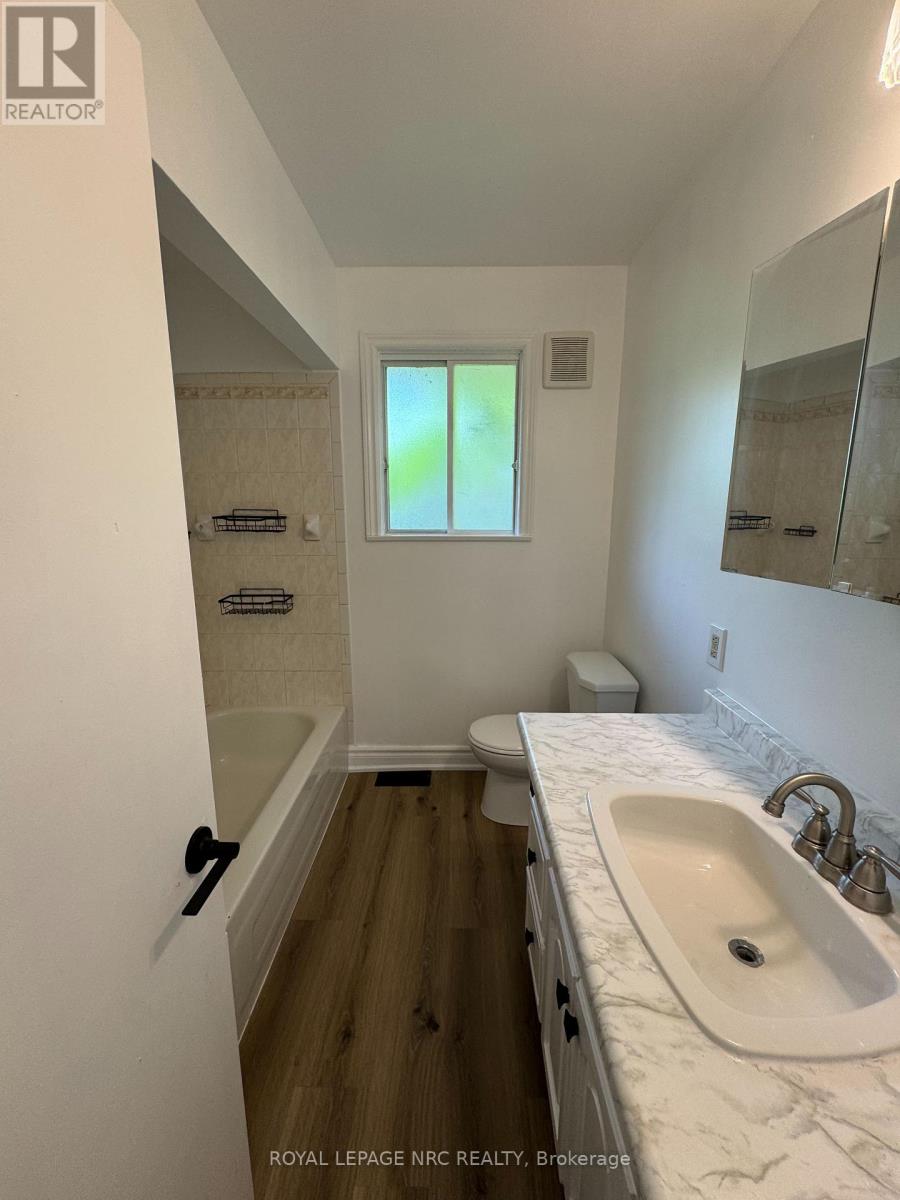 11 Richard Street, St. Catharines, Ontario  L2T 2E1 - Photo 13 - X13851690