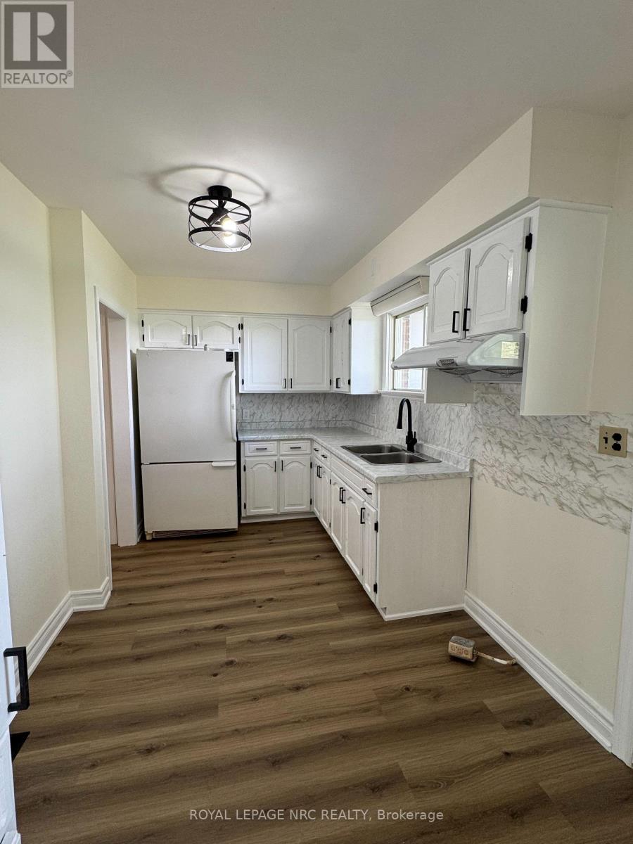 11 Richard Street, St. Catharines, Ontario  L2T 2E1 - Photo 7 - X13851690