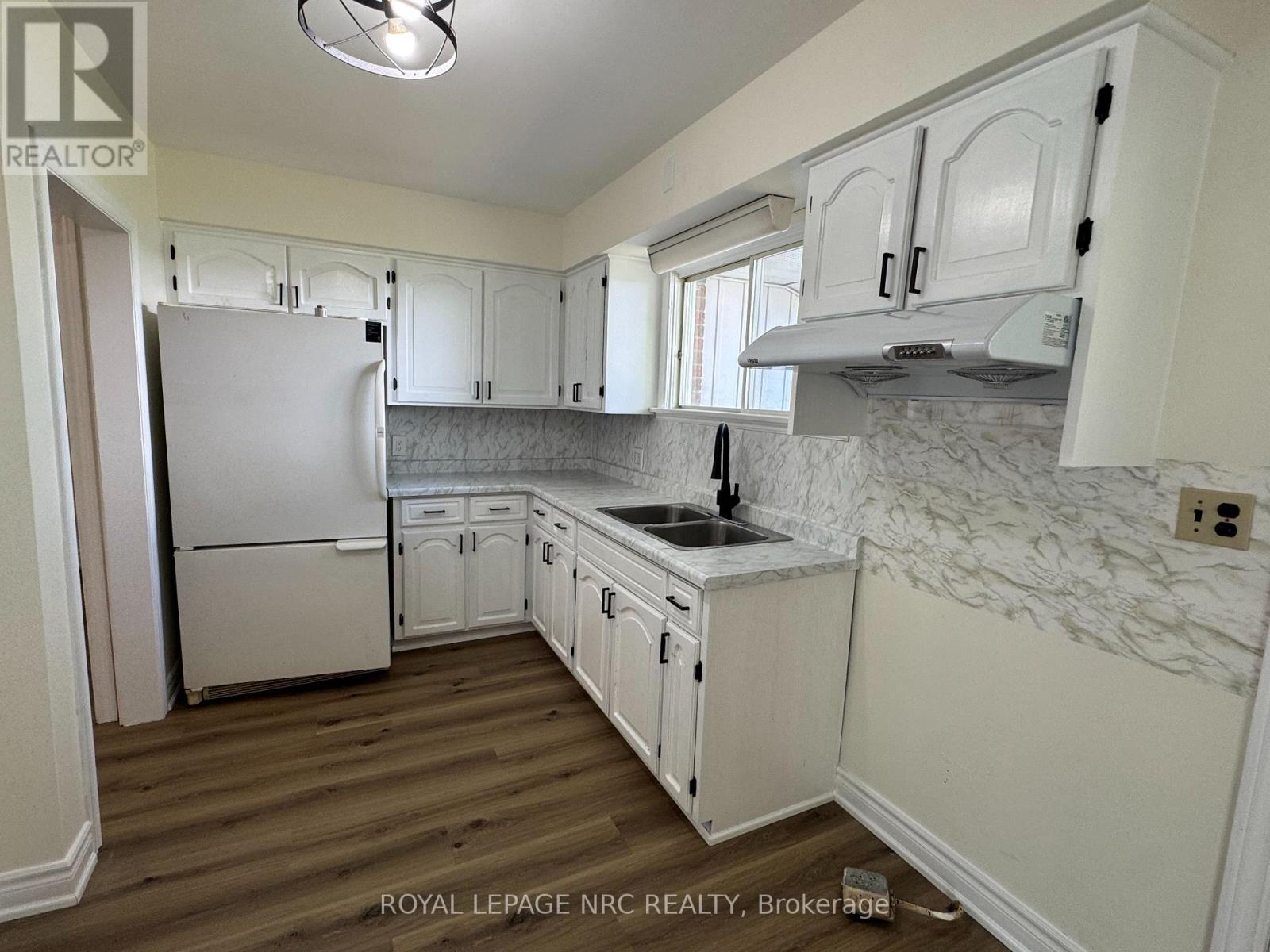 11 Richard Street, St. Catharines, Ontario  L2T 2E1 - Photo 8 - X13851690