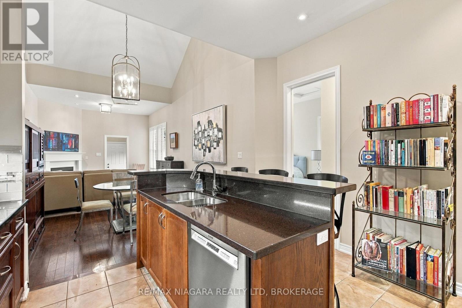4 Blackbird Street, Niagara-On-The-Lake, Ontario  L0S 1J0 - Photo 16 - X13852296