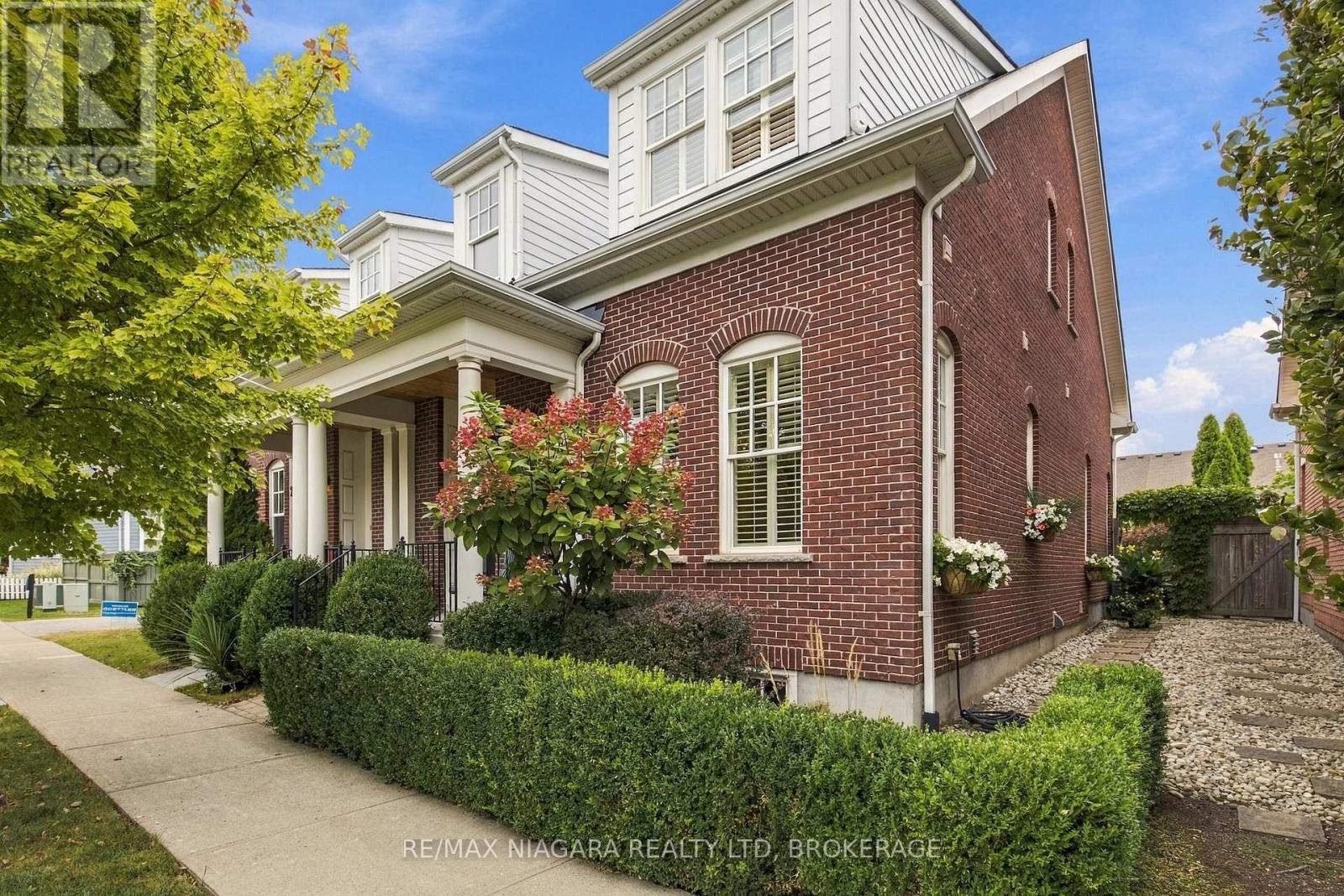4 Blackbird Street, Niagara-On-The-Lake, Ontario  L0S 1J0 - Photo 2 - X13852296