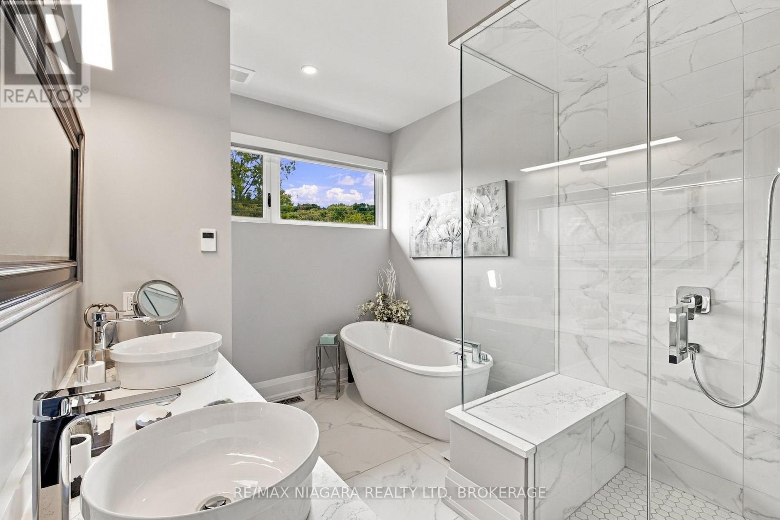 2 Fedorkow Lane, Niagara-On-The-Lake, Ontario  L0S 1P0 - Photo 20 - X13852300