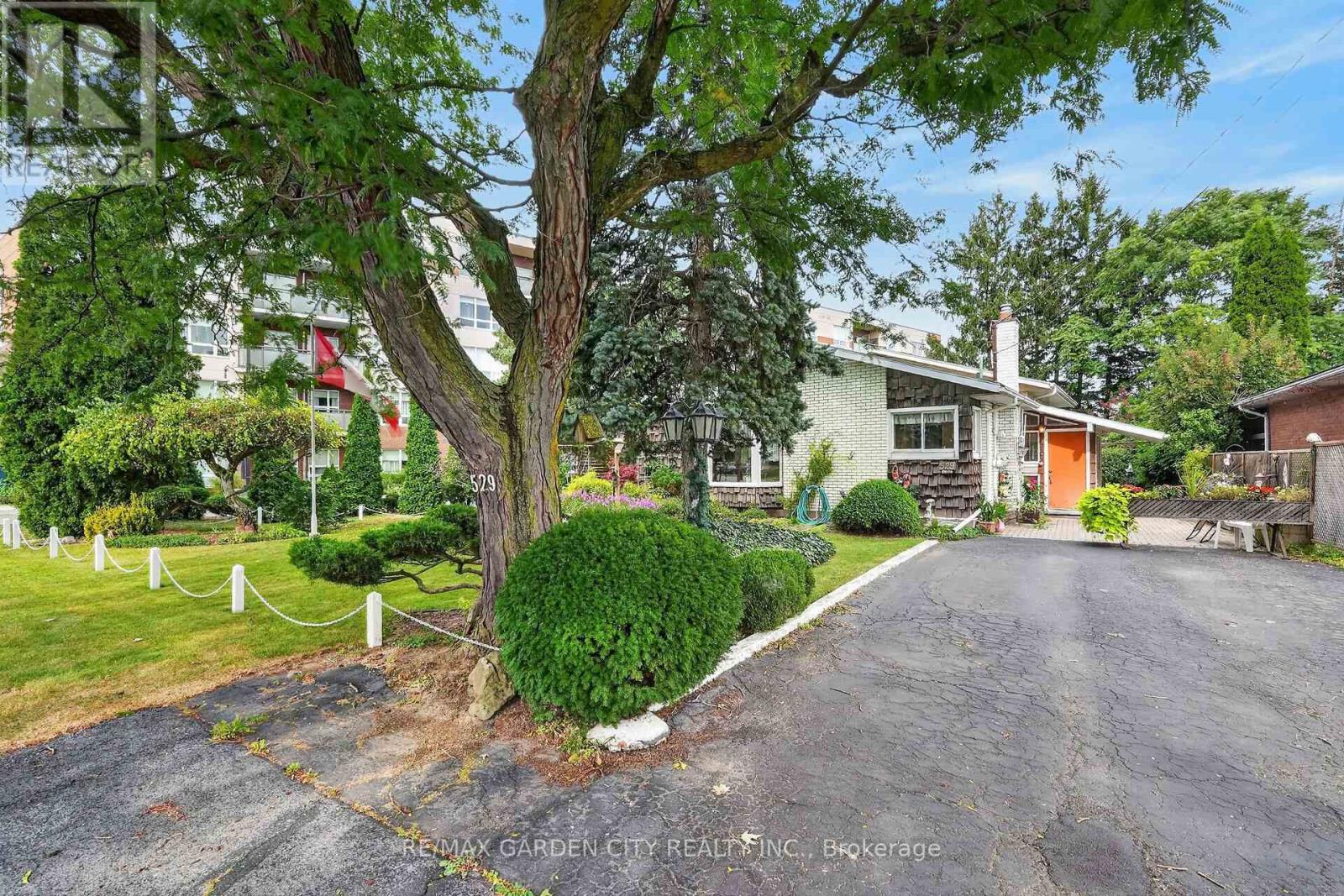 529 CARLTON STREET, St. Catharines, Ontario