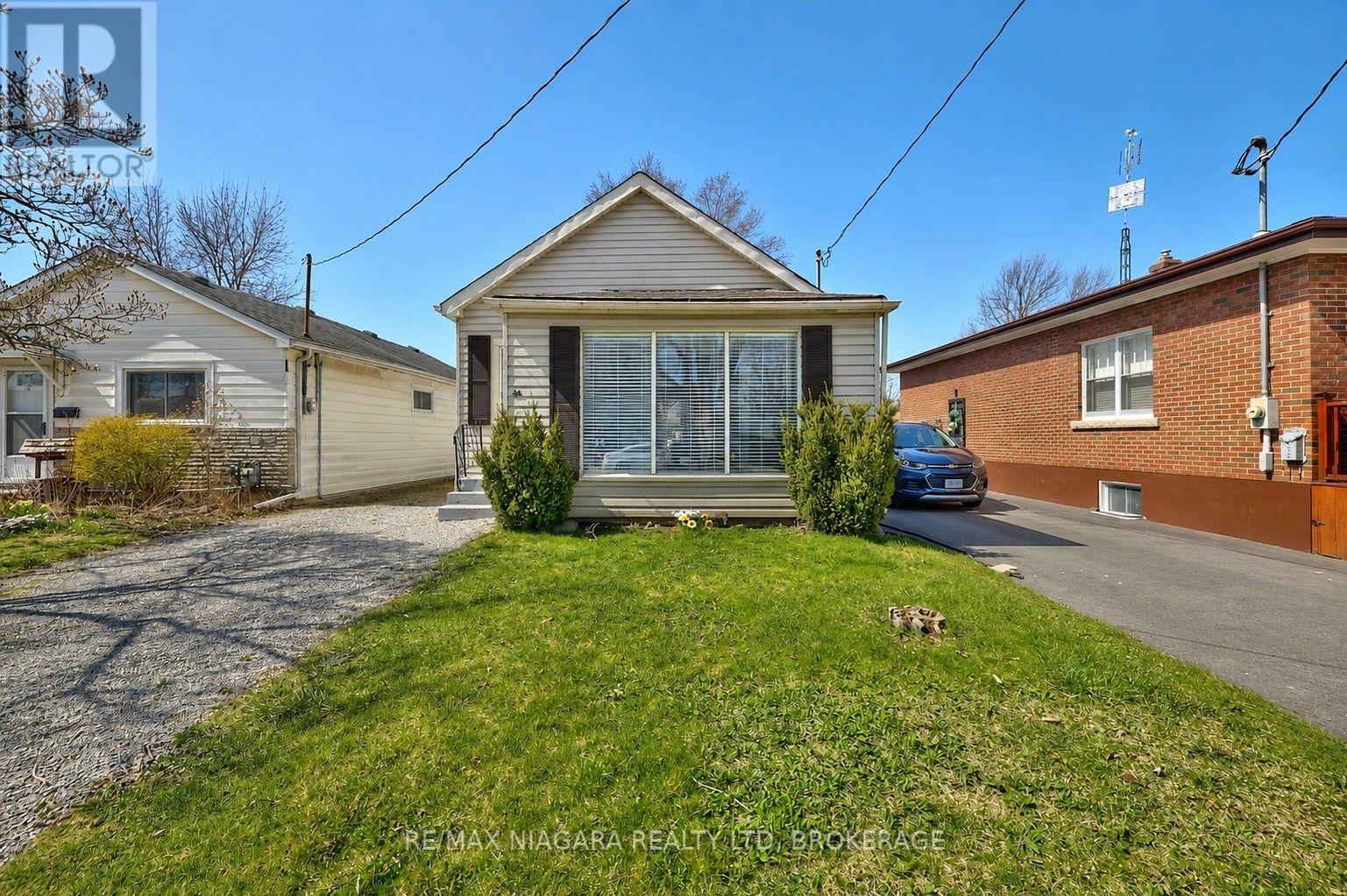 44 Churchill Street, St. Catharines, Ontario  L2S 2P5 - Photo 2 - X13853308