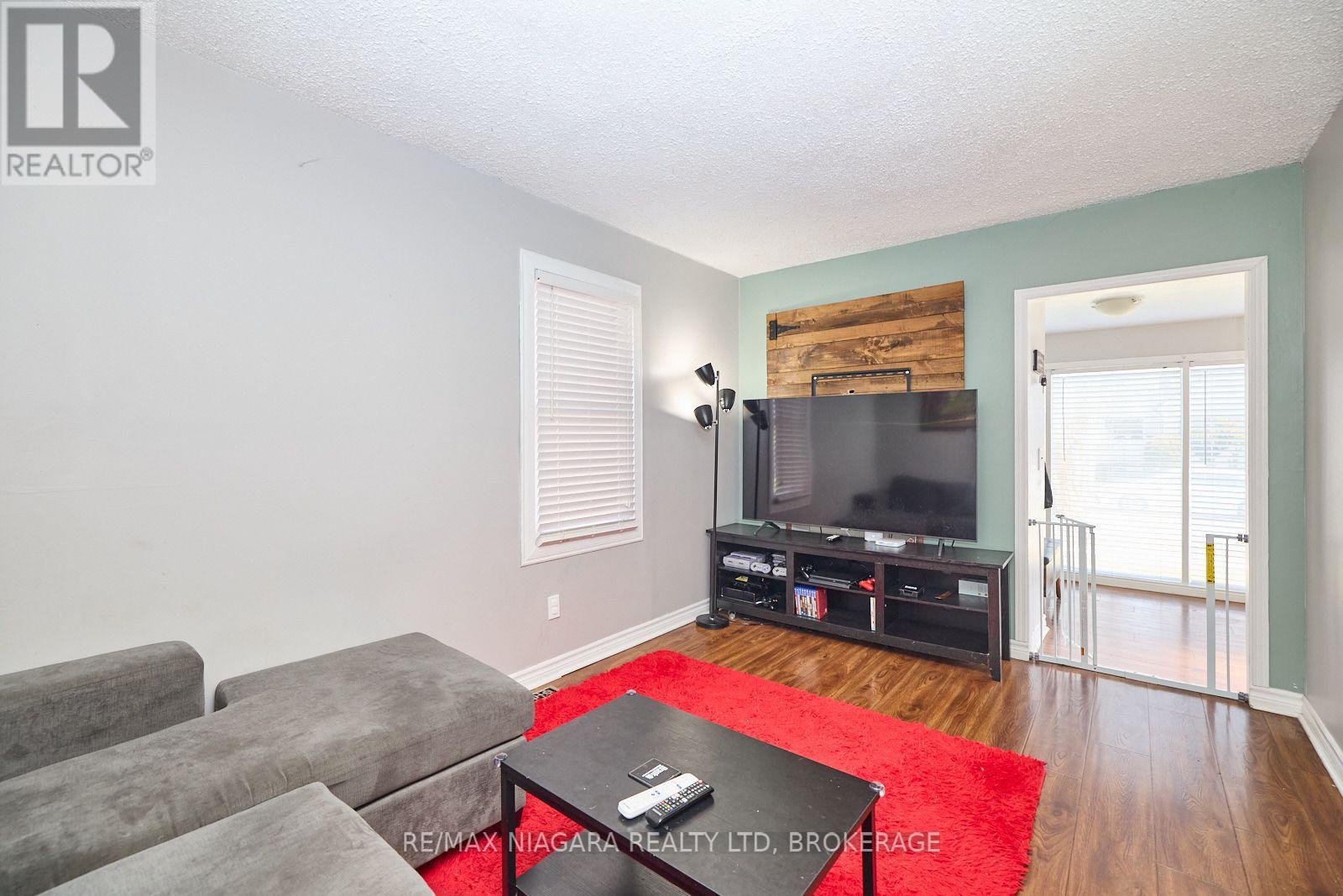 44 Churchill Street, St. Catharines, Ontario  L2S 2P5 - Photo 8 - X13853308