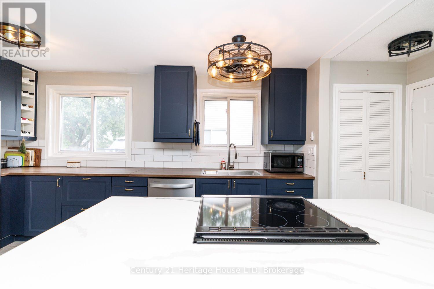 7 Mcnicholl Circle, St. Catharines, Ontario  L2N 7C5 - Photo 11 - X13853538