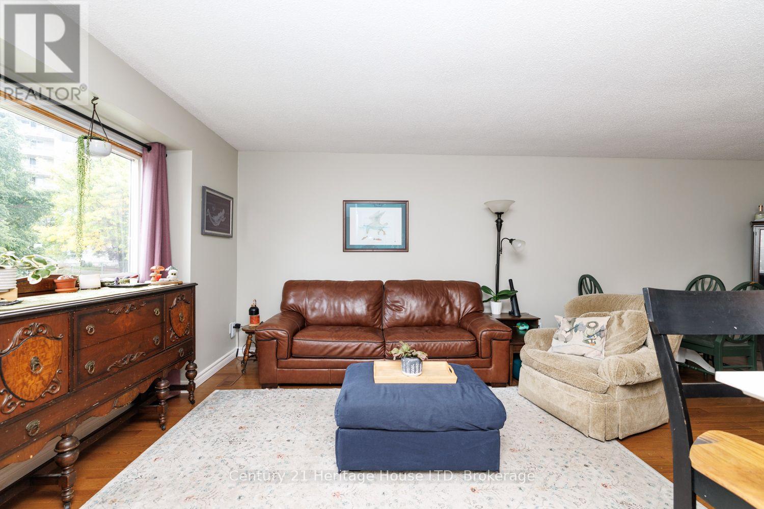 7 Mcnicholl Circle, St. Catharines, Ontario  L2N 7C5 - Photo 5 - X13853538