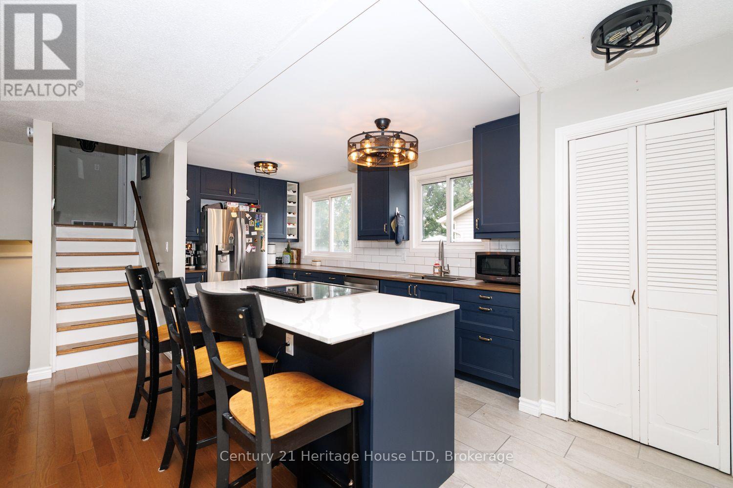 7 Mcnicholl Circle, St. Catharines, Ontario  L2N 7C5 - Photo 9 - X13853538