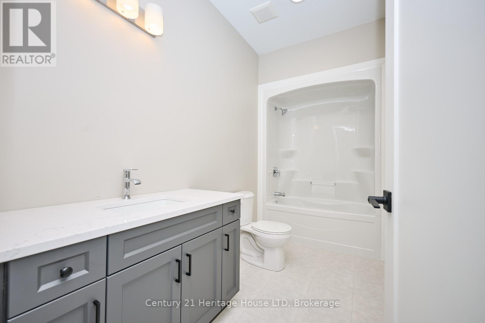 338 Sugarloaf Street, Port Colborne, Ontario  L3K 2P3 - Photo 16 - X13853542