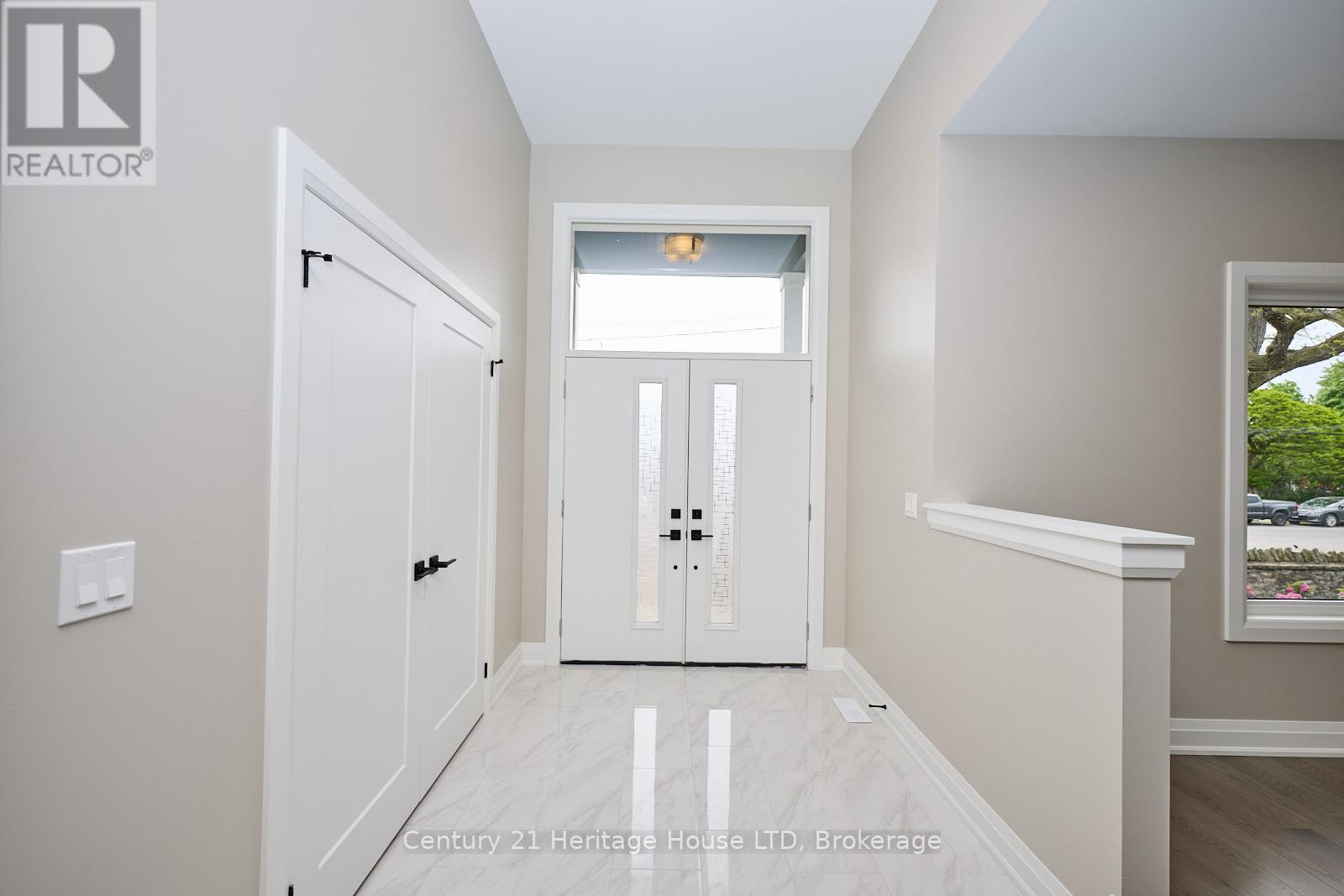 338 Sugarloaf Street, Port Colborne, Ontario  L3K 2P3 - Photo 3 - X13853542
