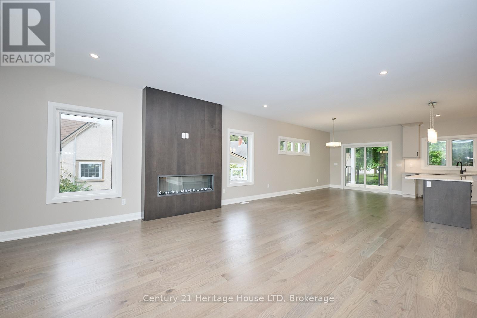 338 Sugarloaf Street, Port Colborne, Ontario  L3K 2P3 - Photo 6 - X13853542