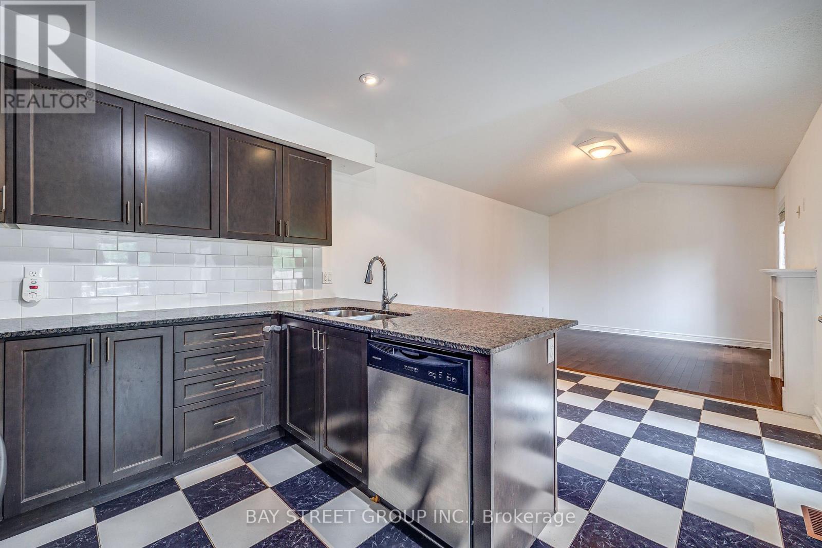 194 Wright Crescent, Niagara-On-The-Lake, Ontario  L0S 1J0 - Photo 7 - X13853642