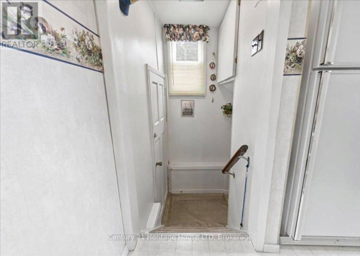 26 Coventry Street, St. Catharines, Ontario  L2R 2X7 - Photo 16 - X13854160